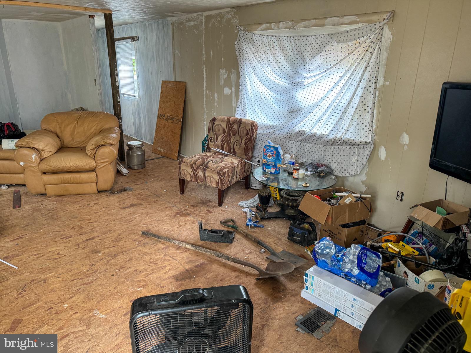 MILL MOUNTAIN ORCHARD - Land