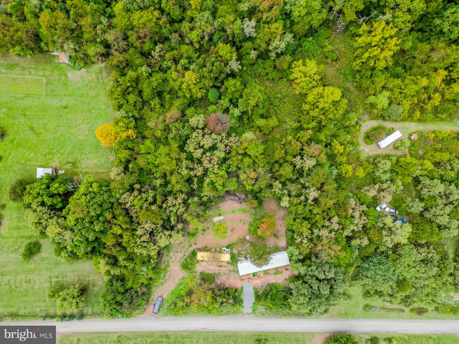 MILL MOUNTAIN ORCHARD - Land