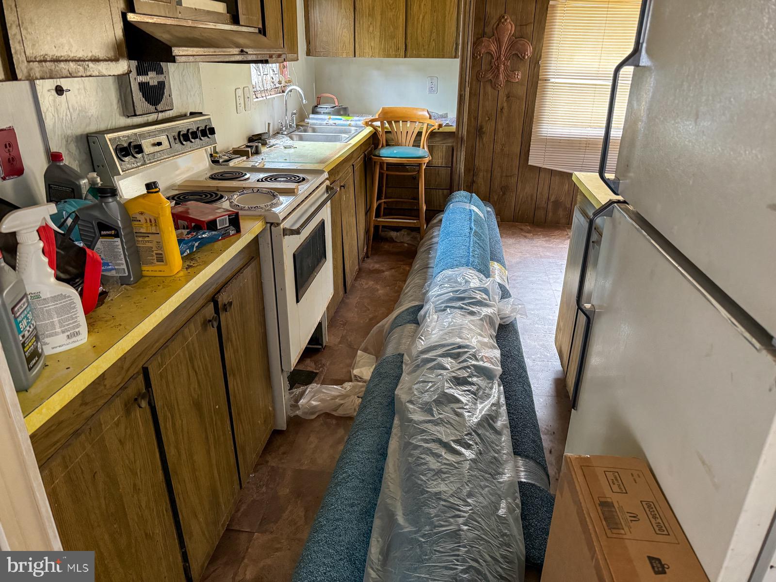 MILL MOUNTAIN ORCHARD - Land