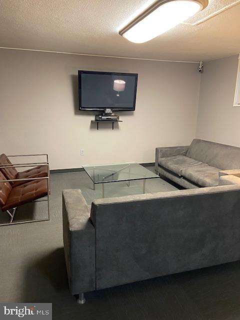 1 E UNIVERSITY PARKWAY