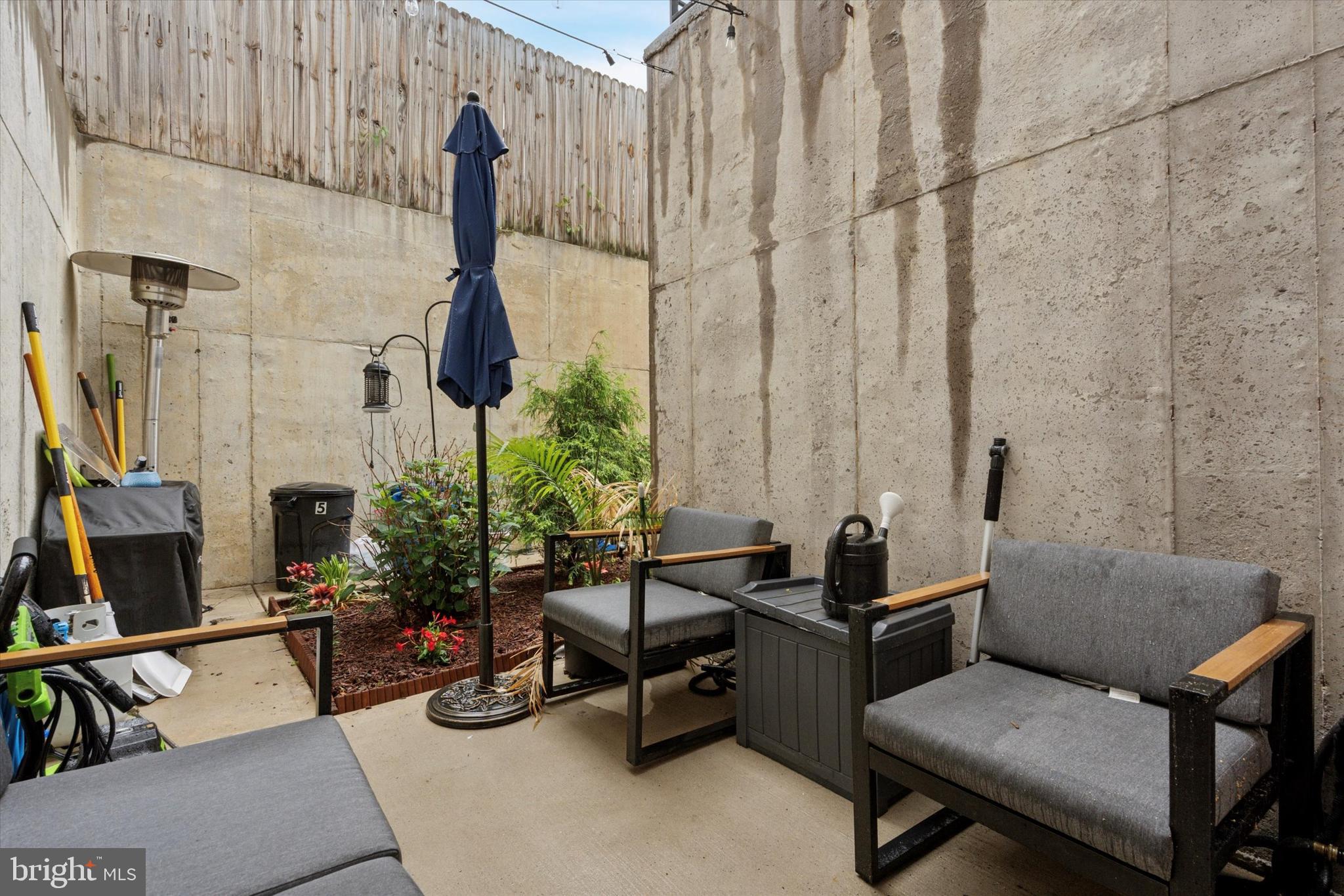 NORRIS SQUARE - Residential