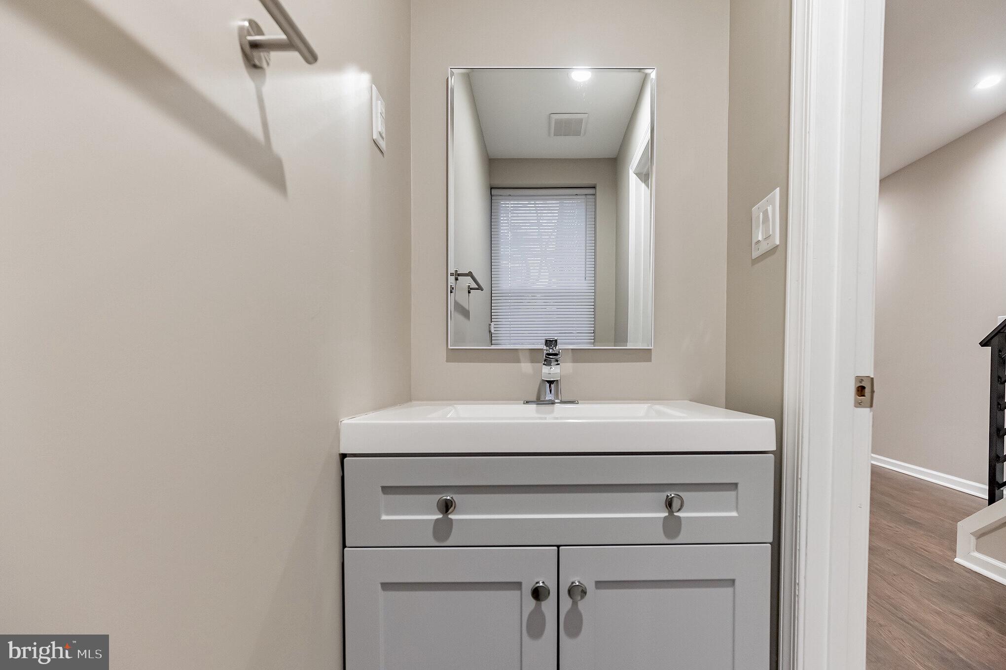 MANTUA - Residential