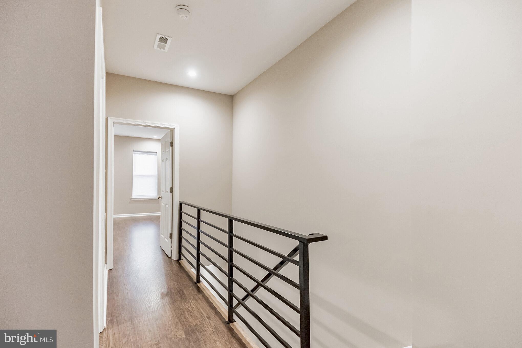 MANTUA - Residential