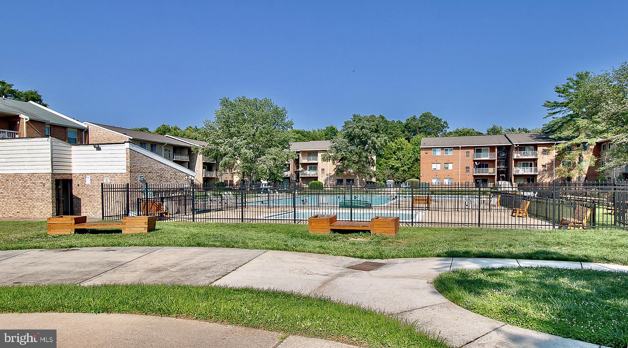 COLCHESTER TOWNE - Residential