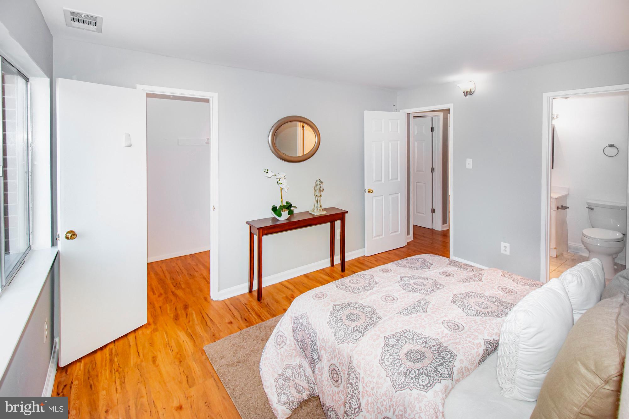 COLCHESTER TOWNE - Residential