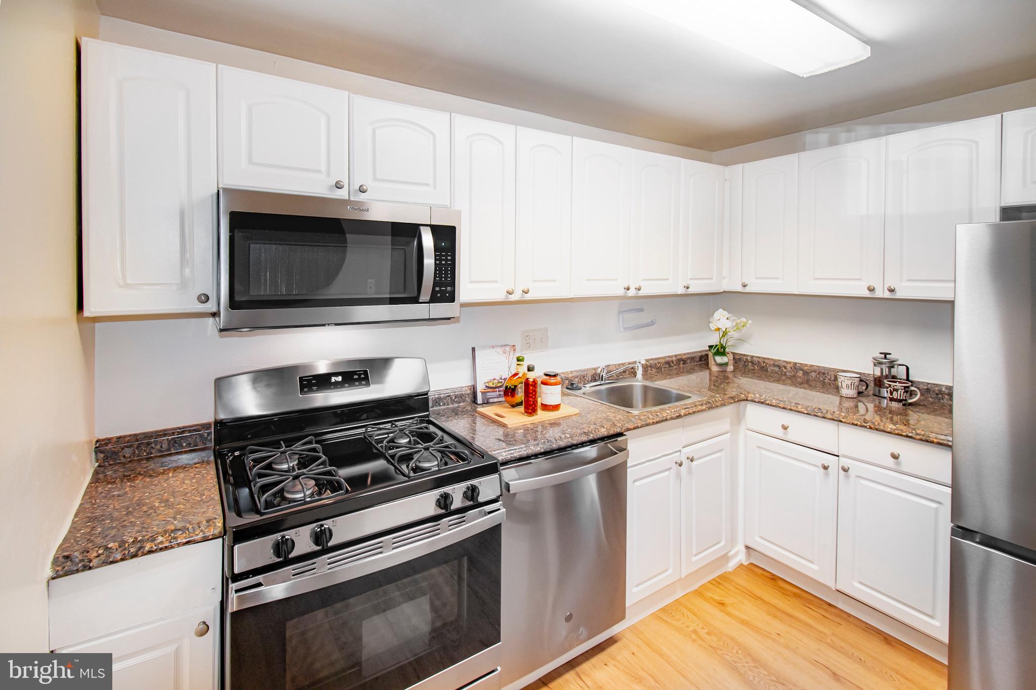 COLCHESTER TOWNE - Residential