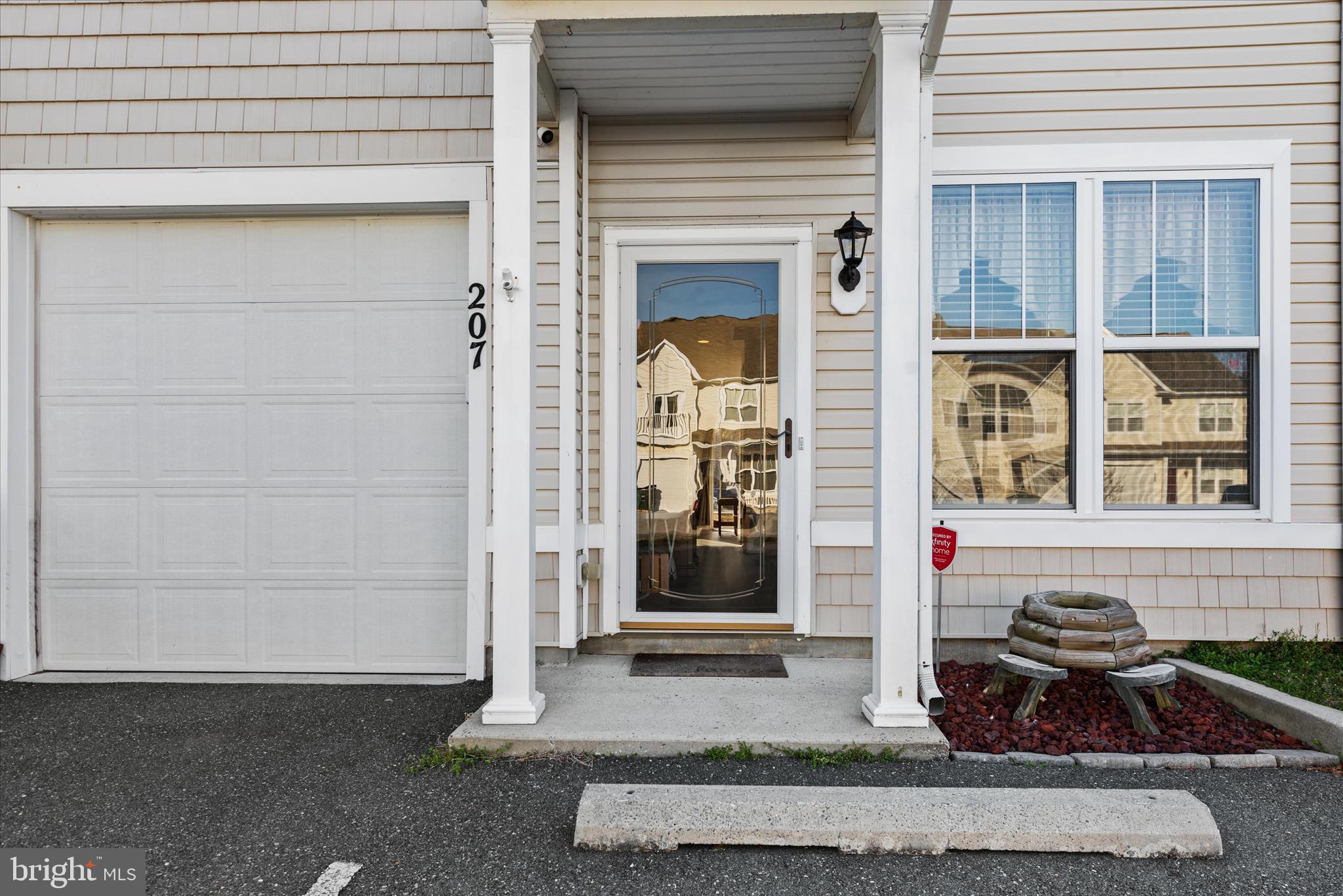 207 INTREPID LANE 1102