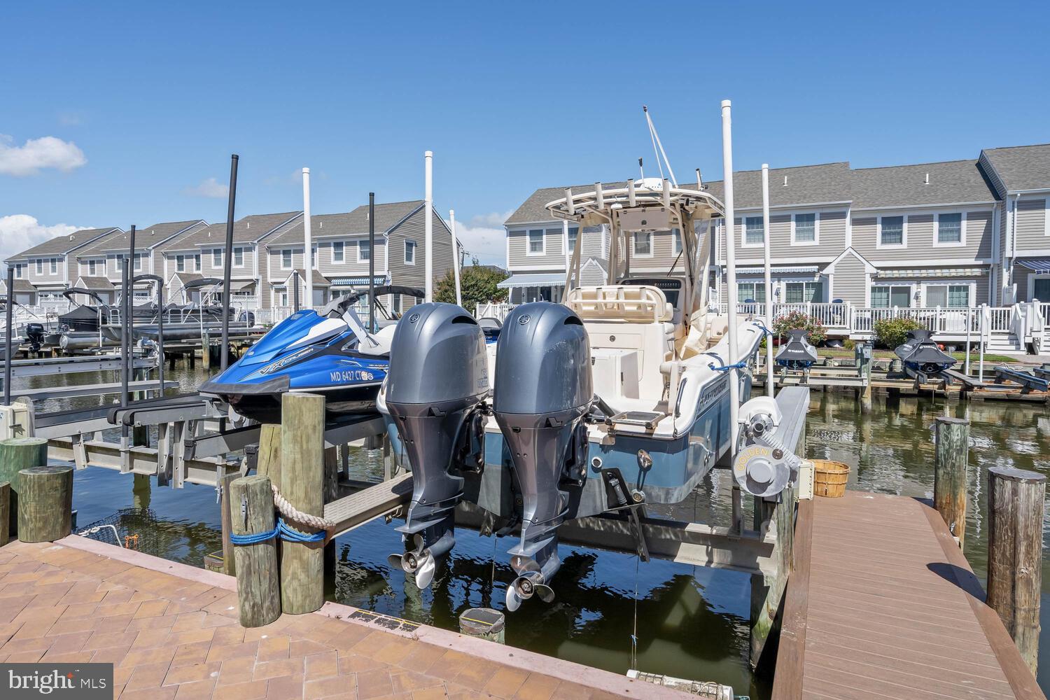 TOWNES OF NANTUCKET - Residential