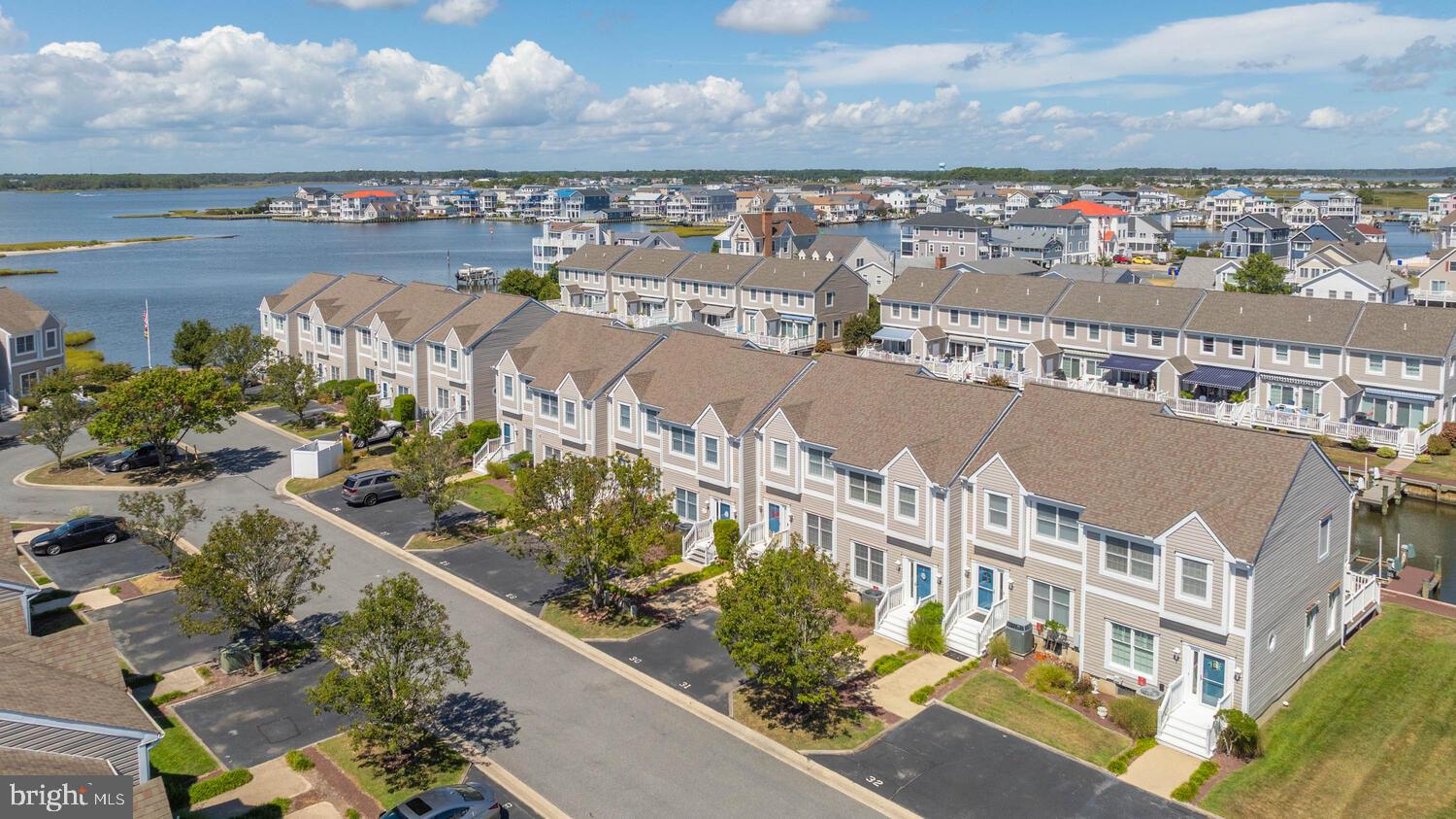 TOWNES OF NANTUCKET - Residential