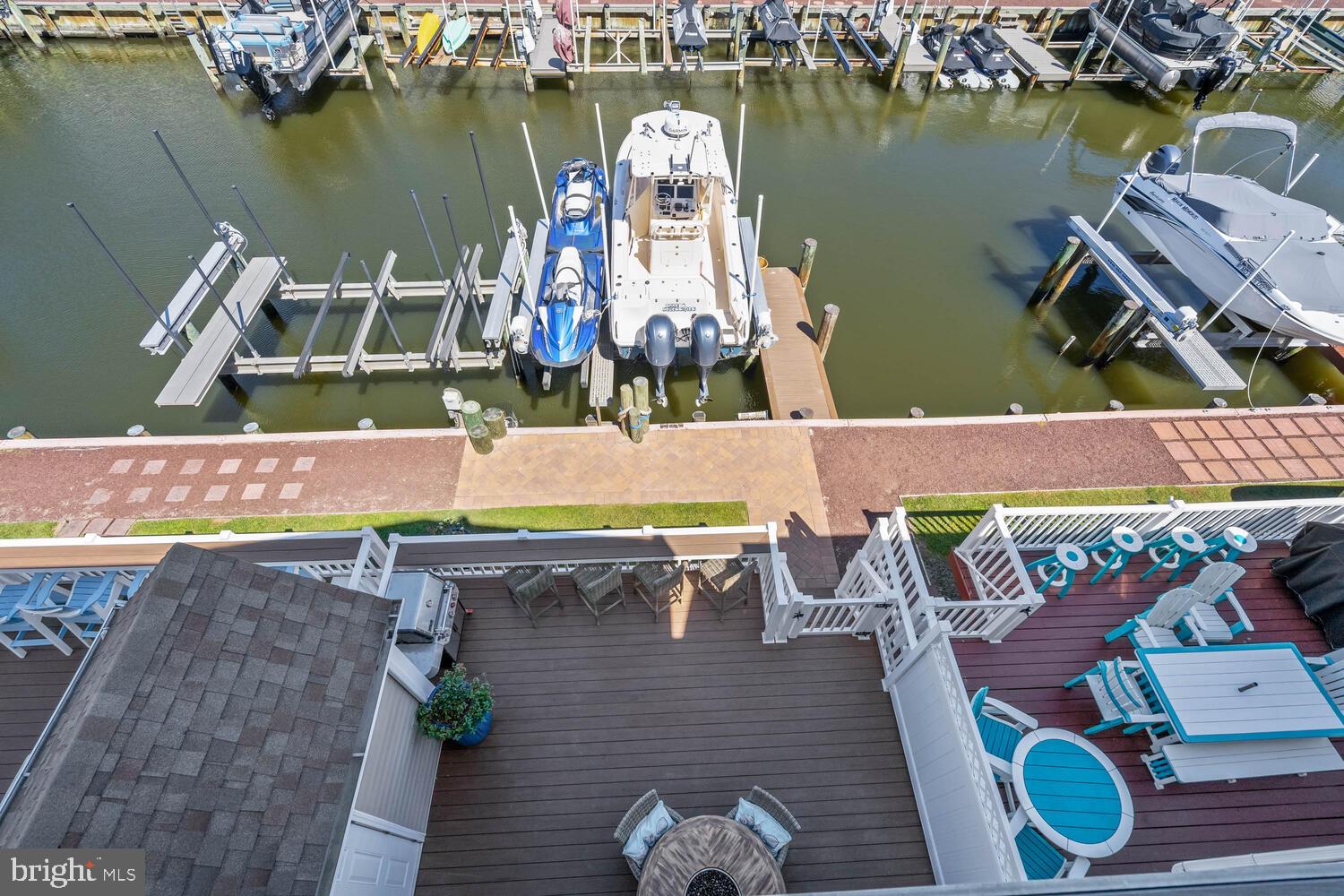 TOWNES OF NANTUCKET - Residential