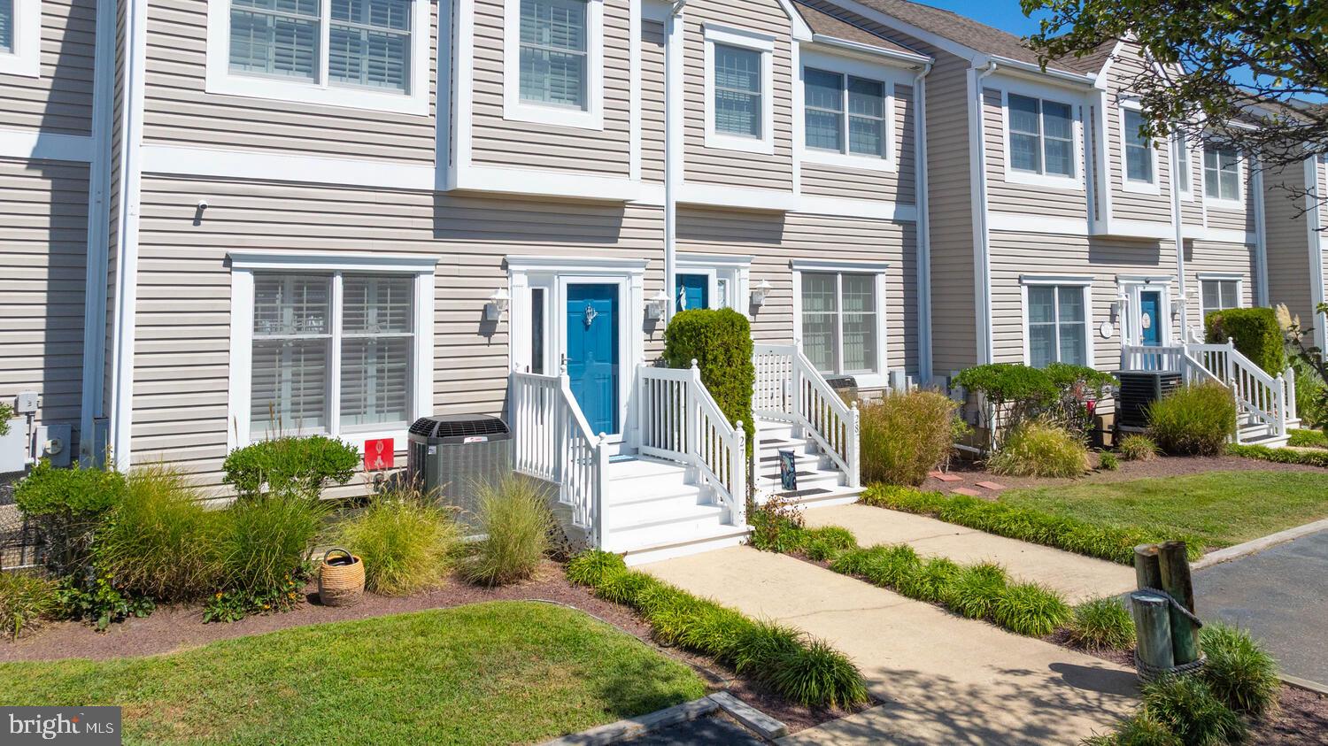 TOWNES OF NANTUCKET - Residential