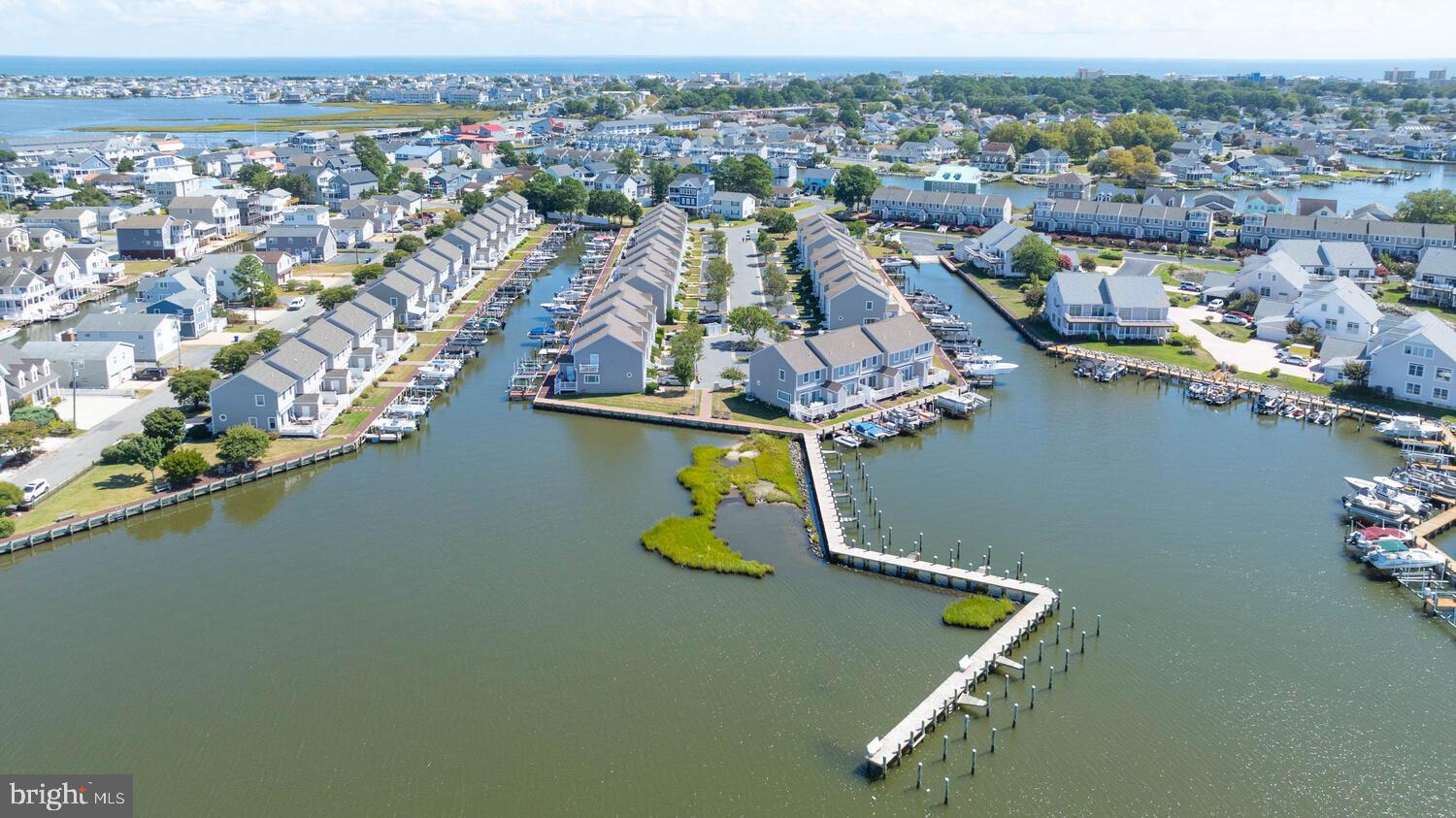 TOWNES OF NANTUCKET - Residential