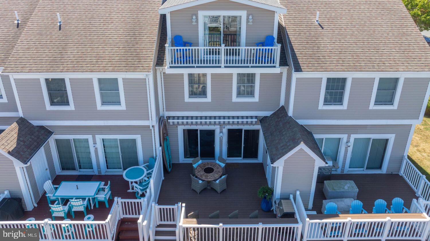 TOWNES OF NANTUCKET - Residential