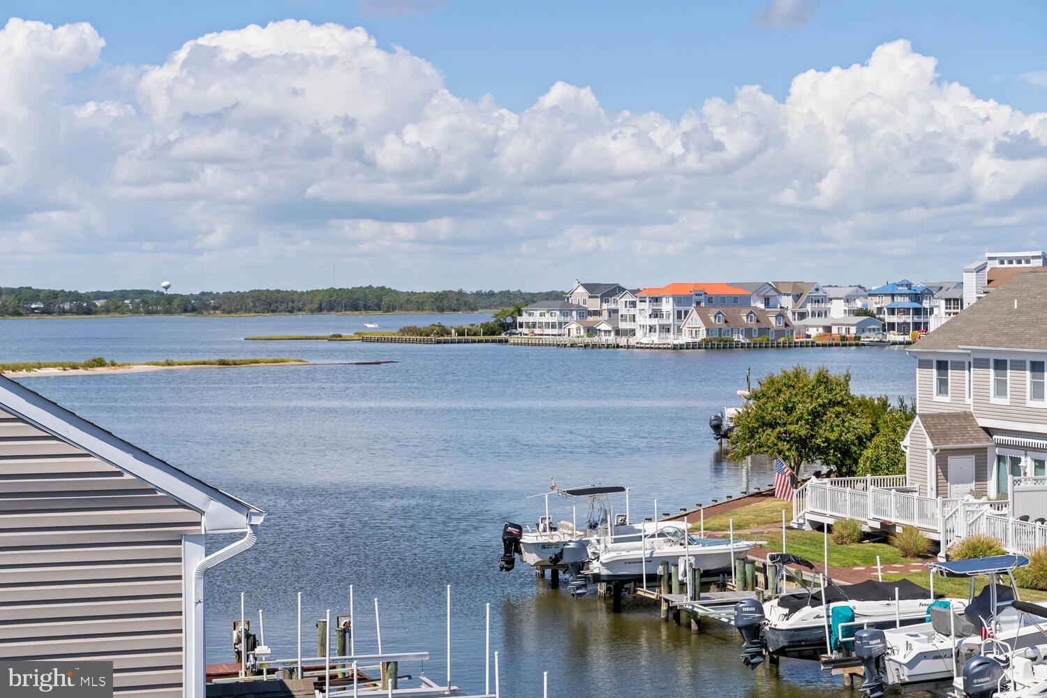 TOWNES OF NANTUCKET - Residential