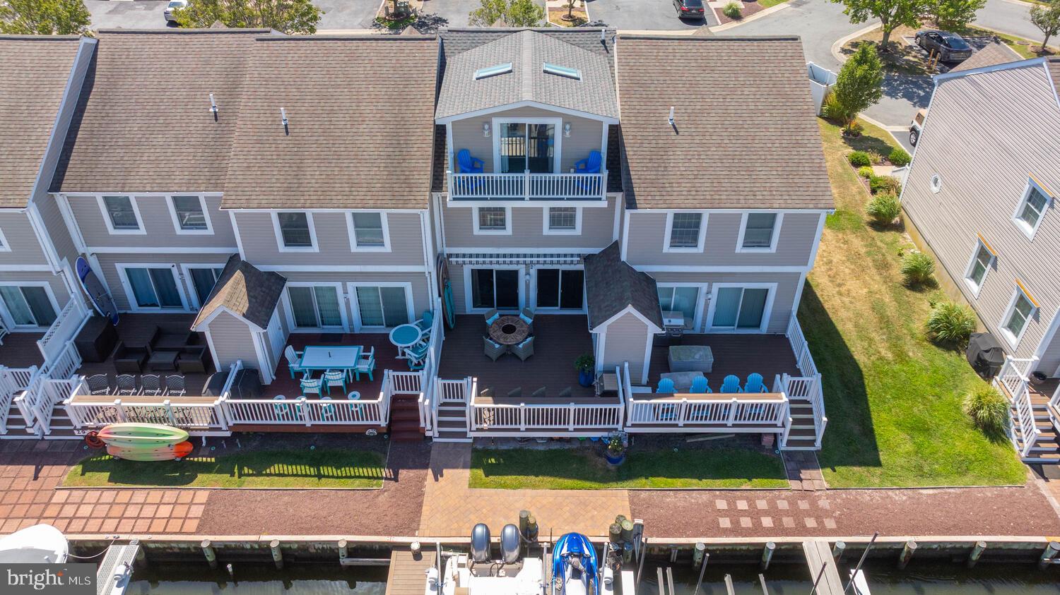 TOWNES OF NANTUCKET - Residential