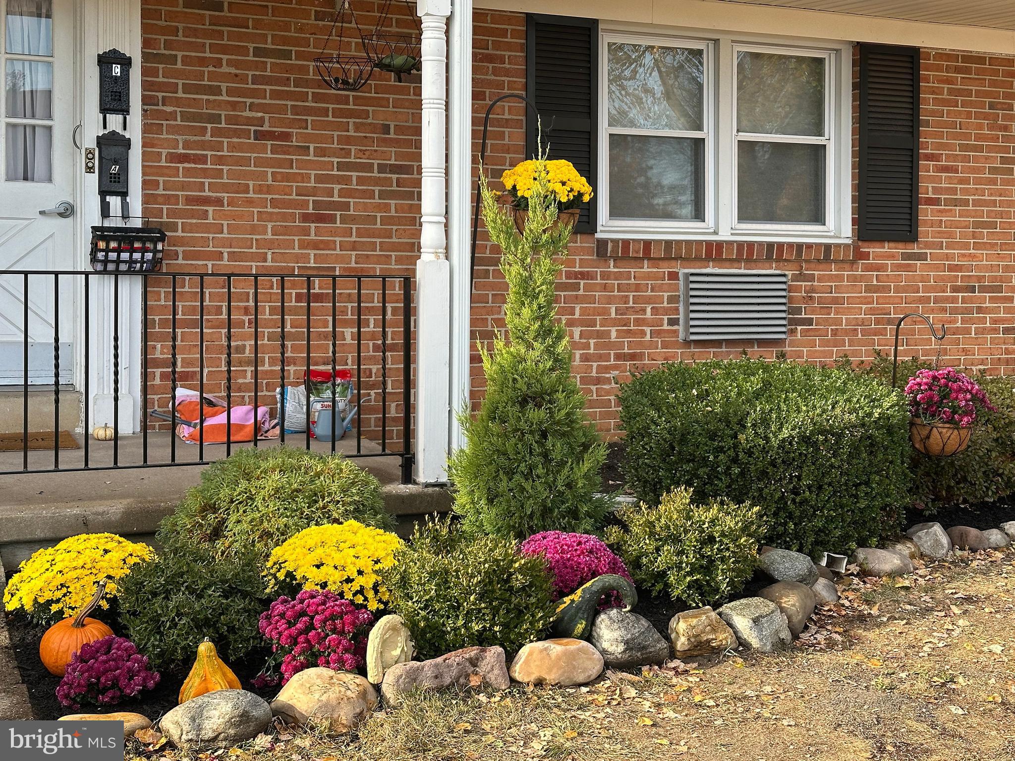 5 SUNNYBROOK ROAD C C