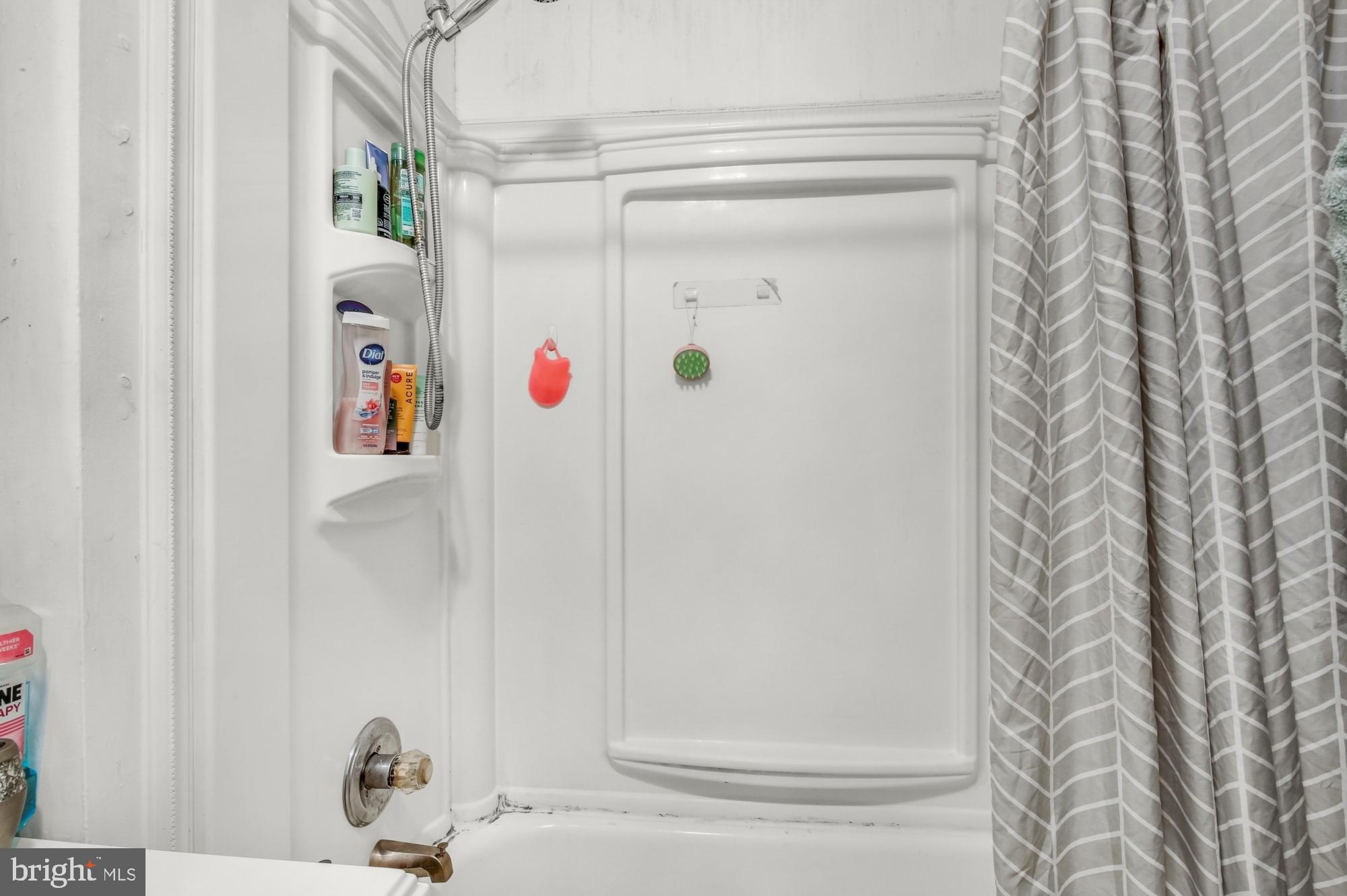 MANAYUNK - Residential Lease