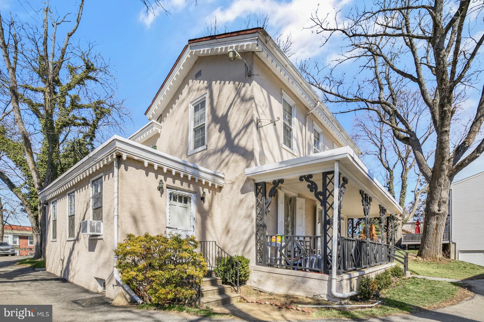 MANAYUNK - Residential Lease