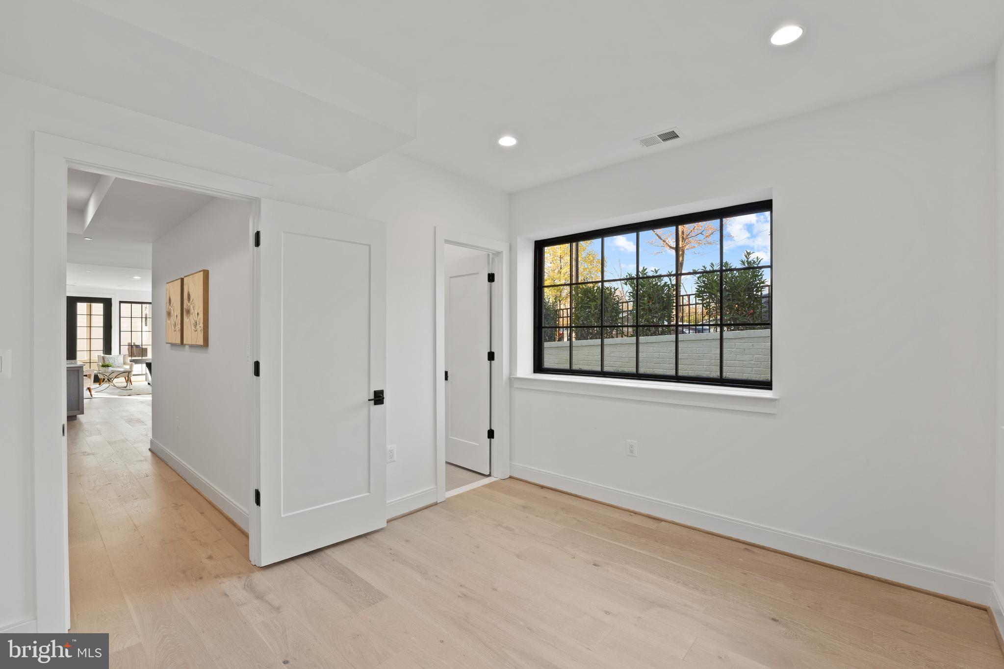 BURLEITH - Residential