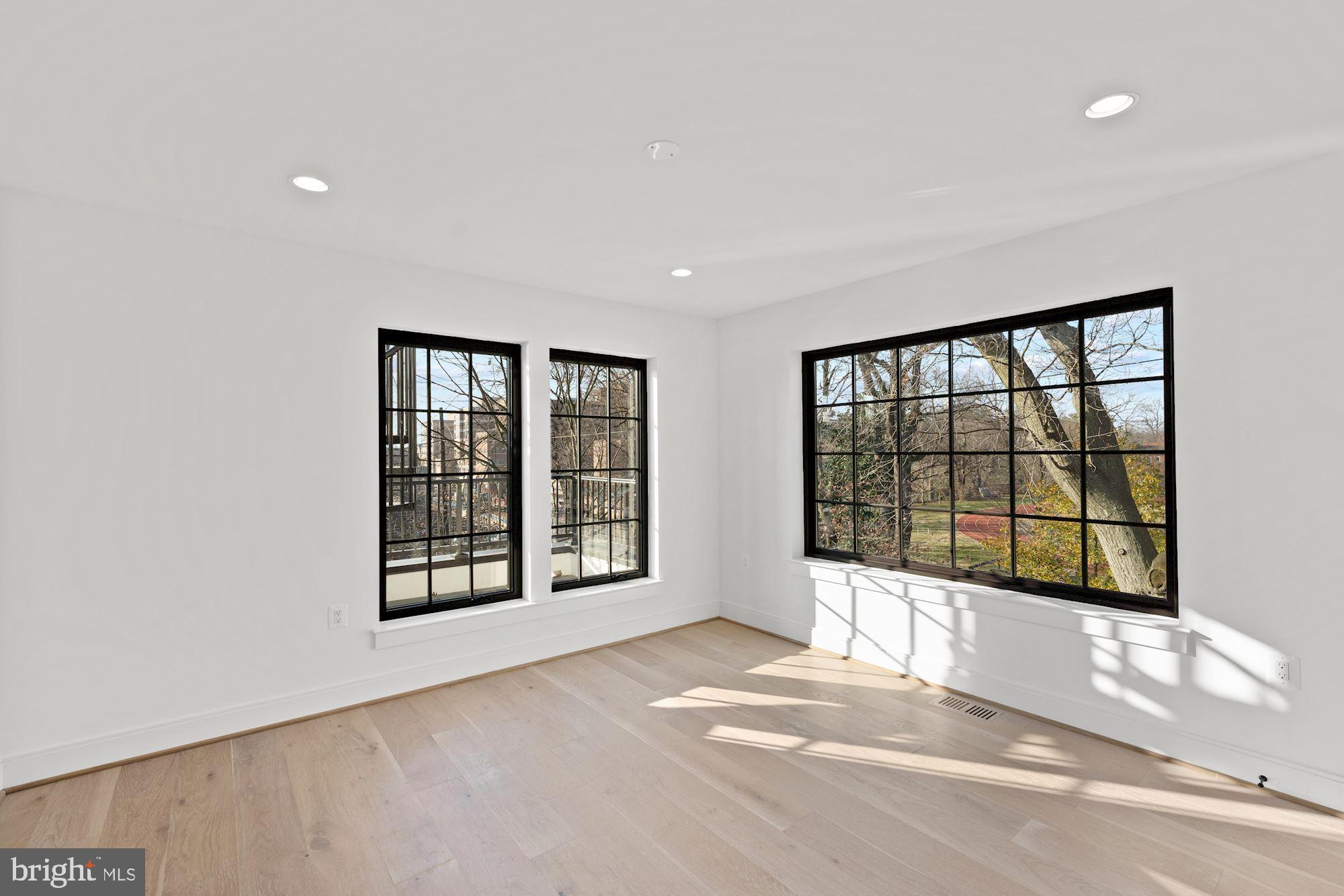 BURLEITH - Residential