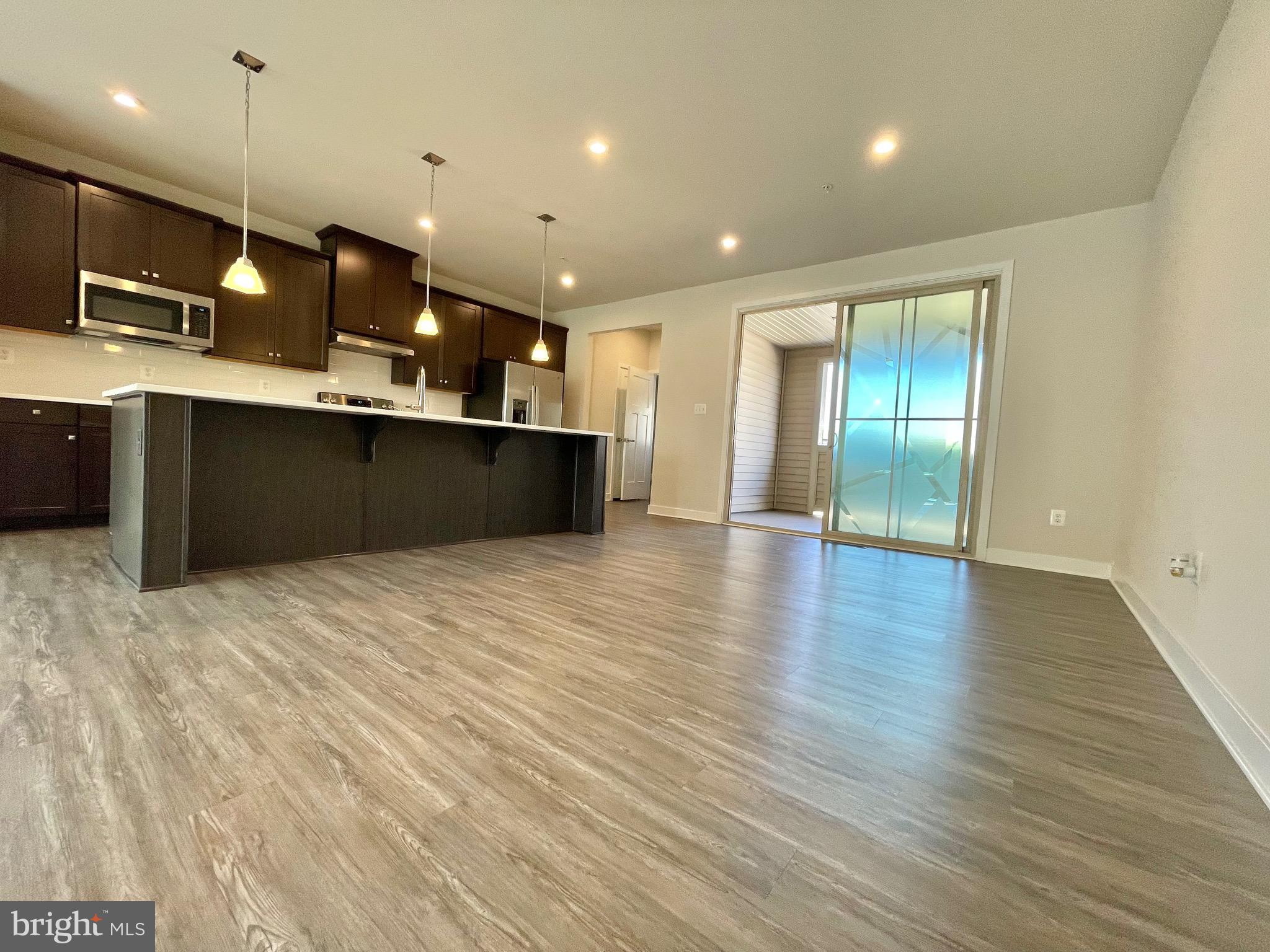 VILLAGES OF URBANA - Residential Lease