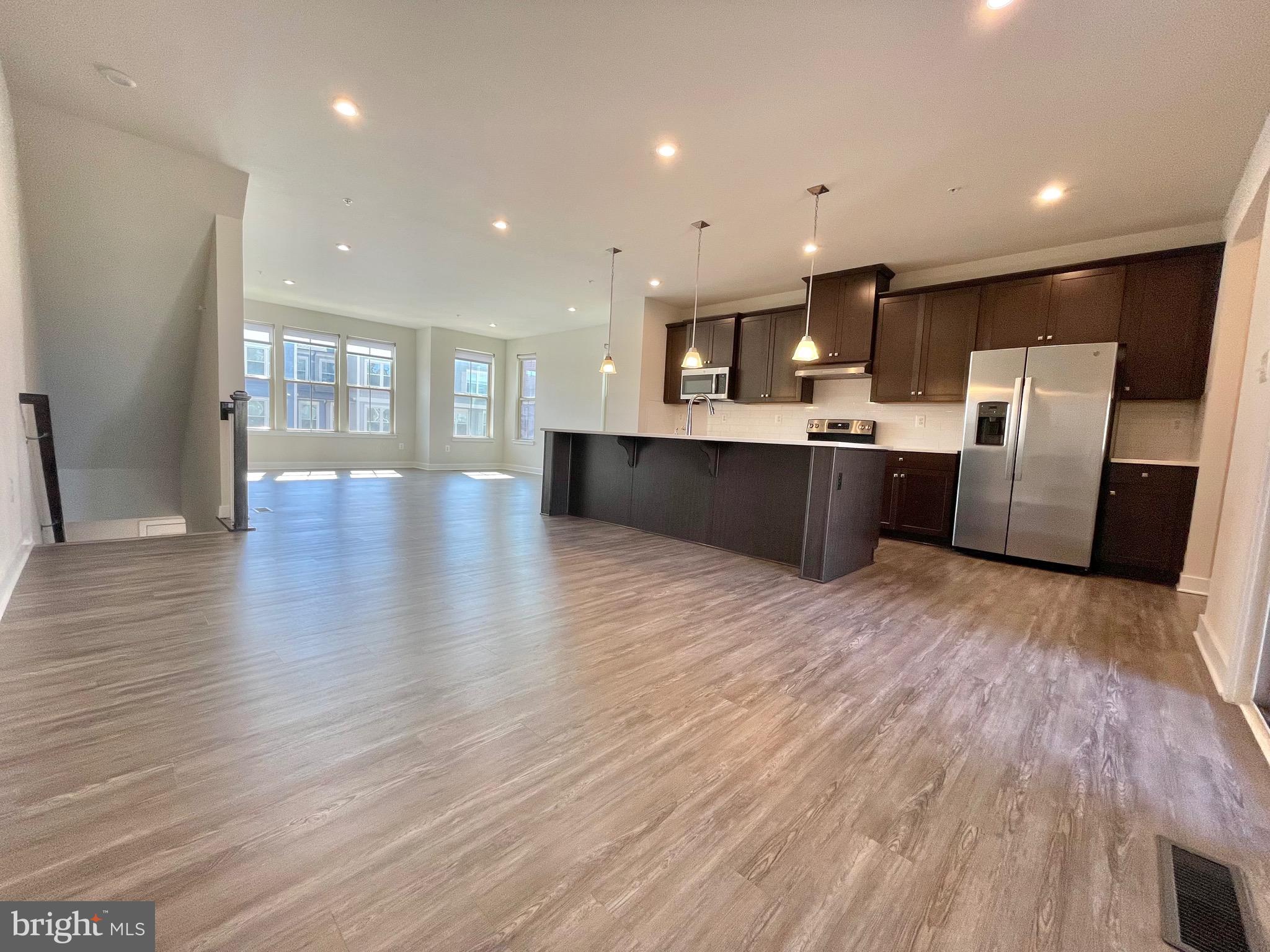 VILLAGES OF URBANA - Residential Lease