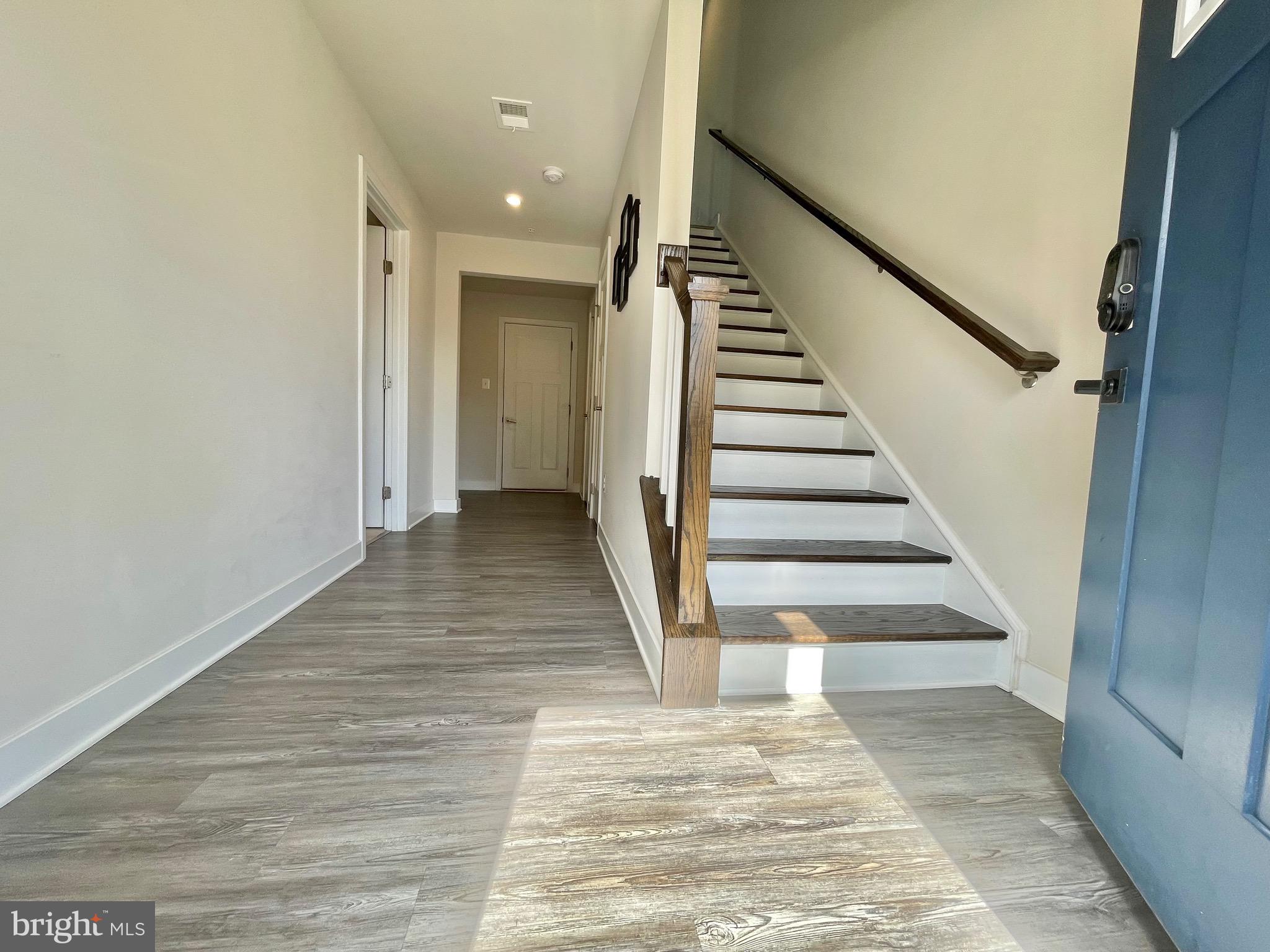 VILLAGES OF URBANA - Residential Lease