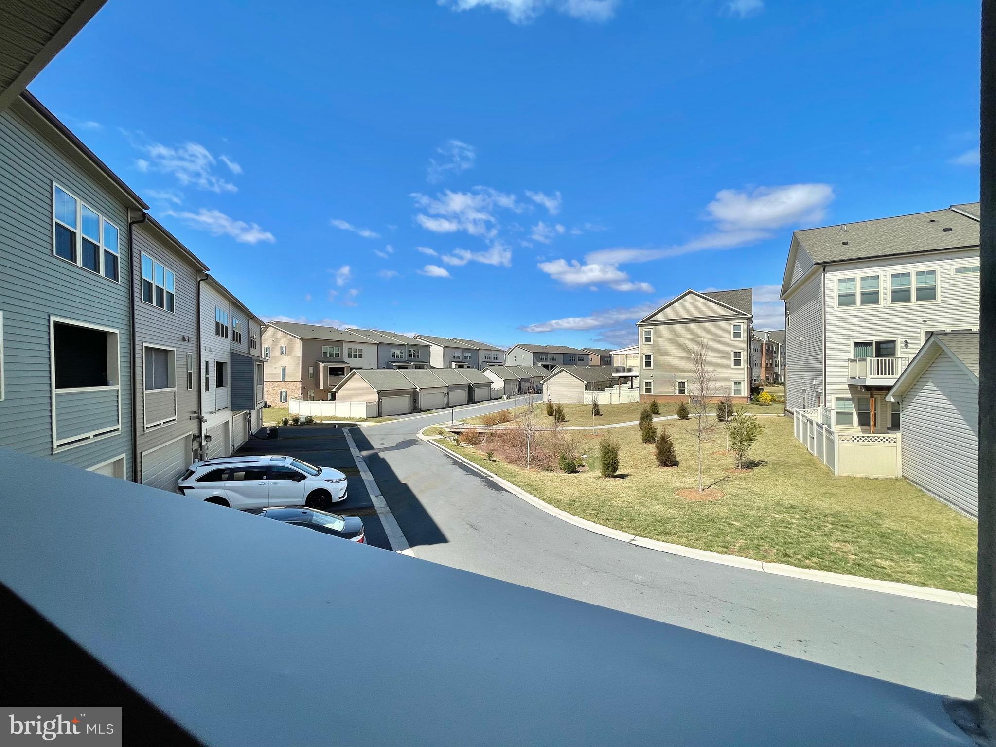 VILLAGES OF URBANA - Residential Lease