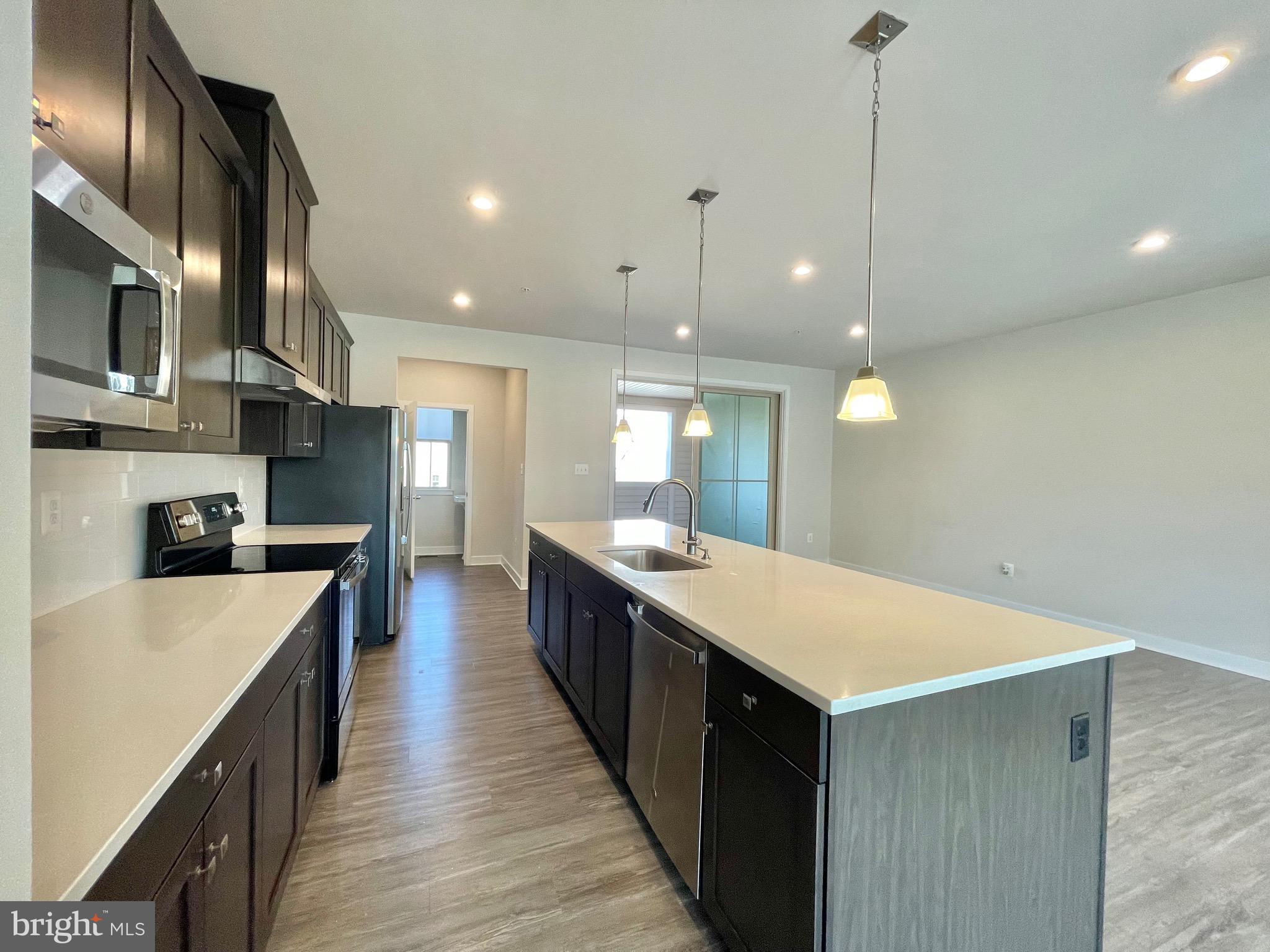 VILLAGES OF URBANA - Residential Lease