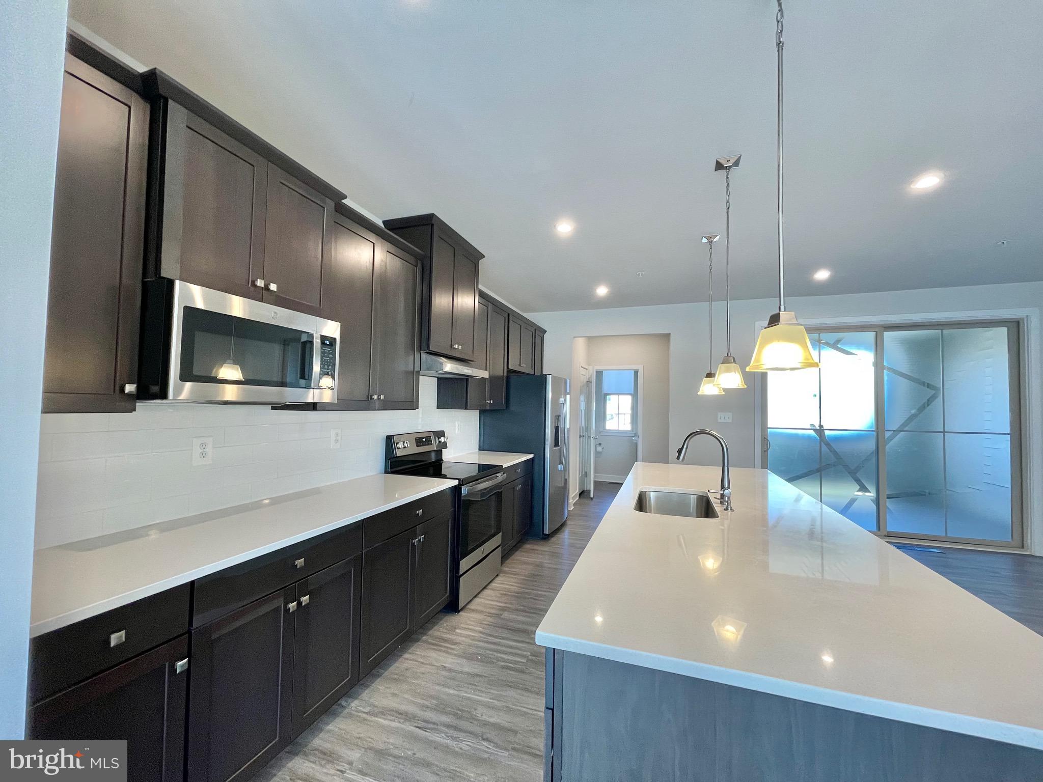 VILLAGES OF URBANA - Residential Lease