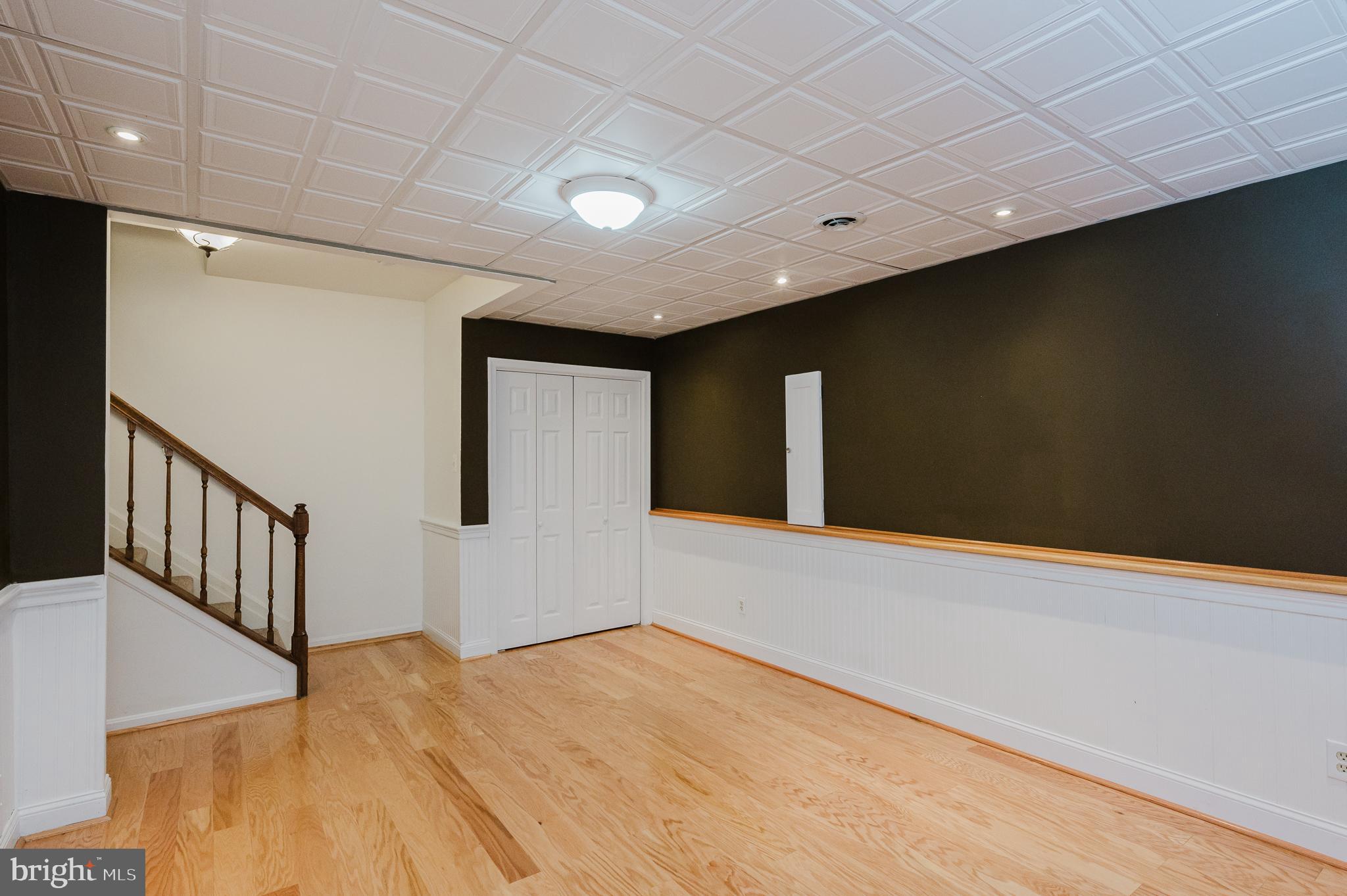 COPPERFIELD AT FIVE FRM - Residential Lease