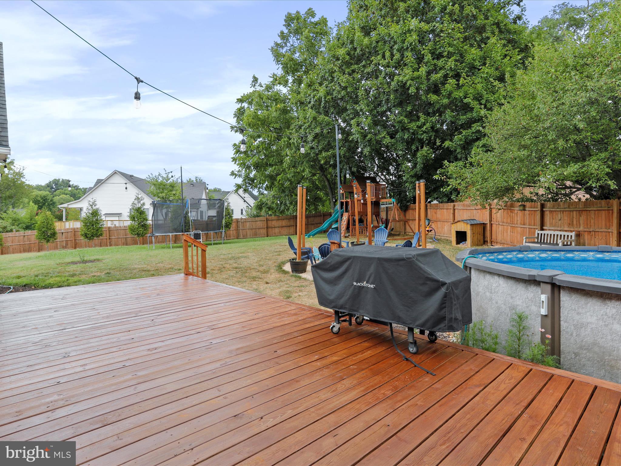 CLAYMONT CHASE - Residential