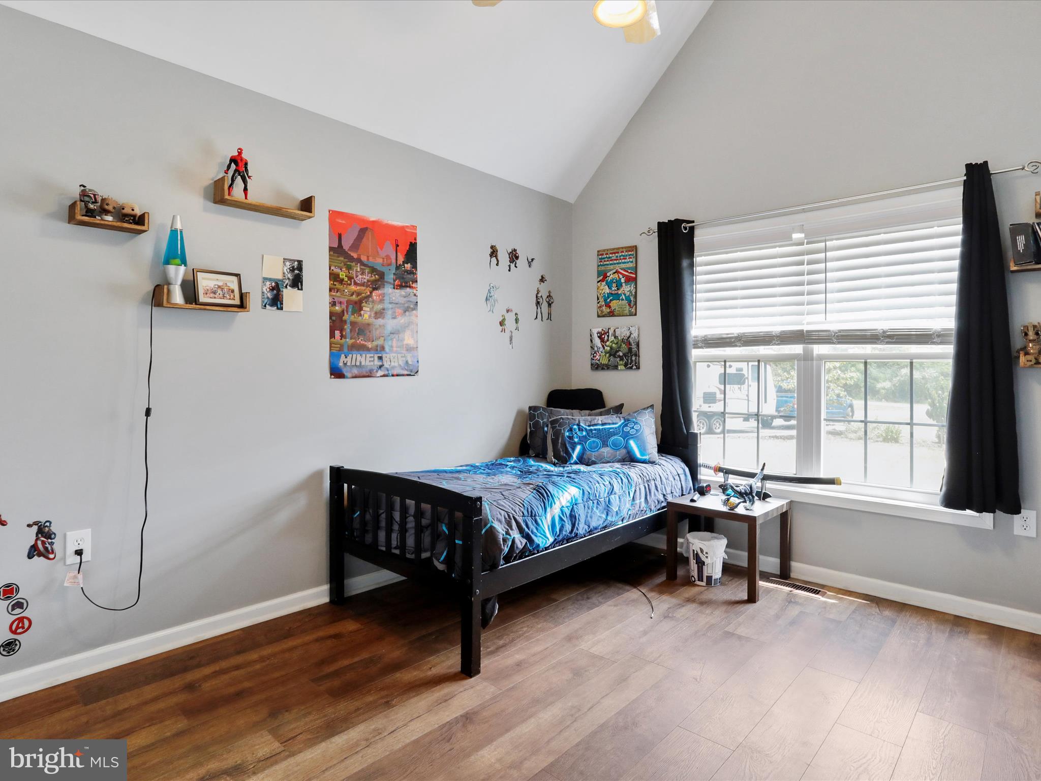 CLAYMONT CHASE - Residential