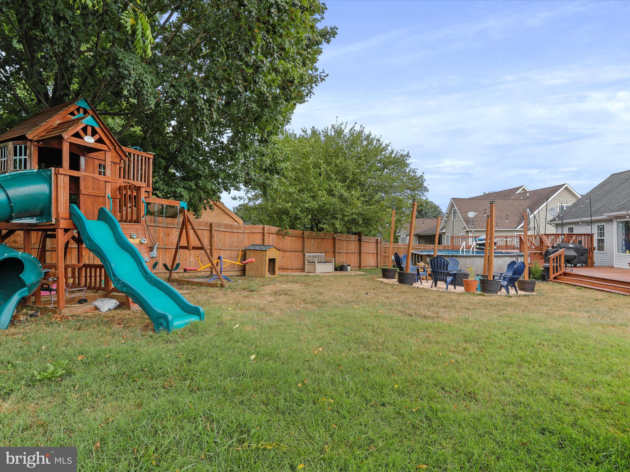 CLAYMONT CHASE - Residential