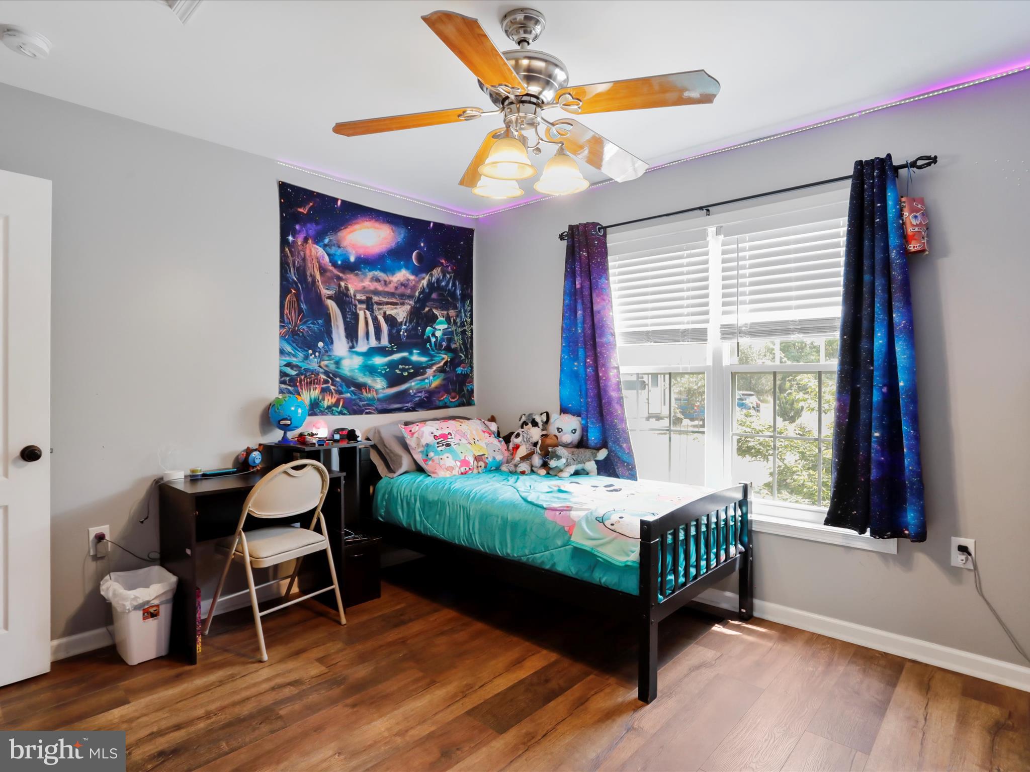 CLAYMONT CHASE - Residential