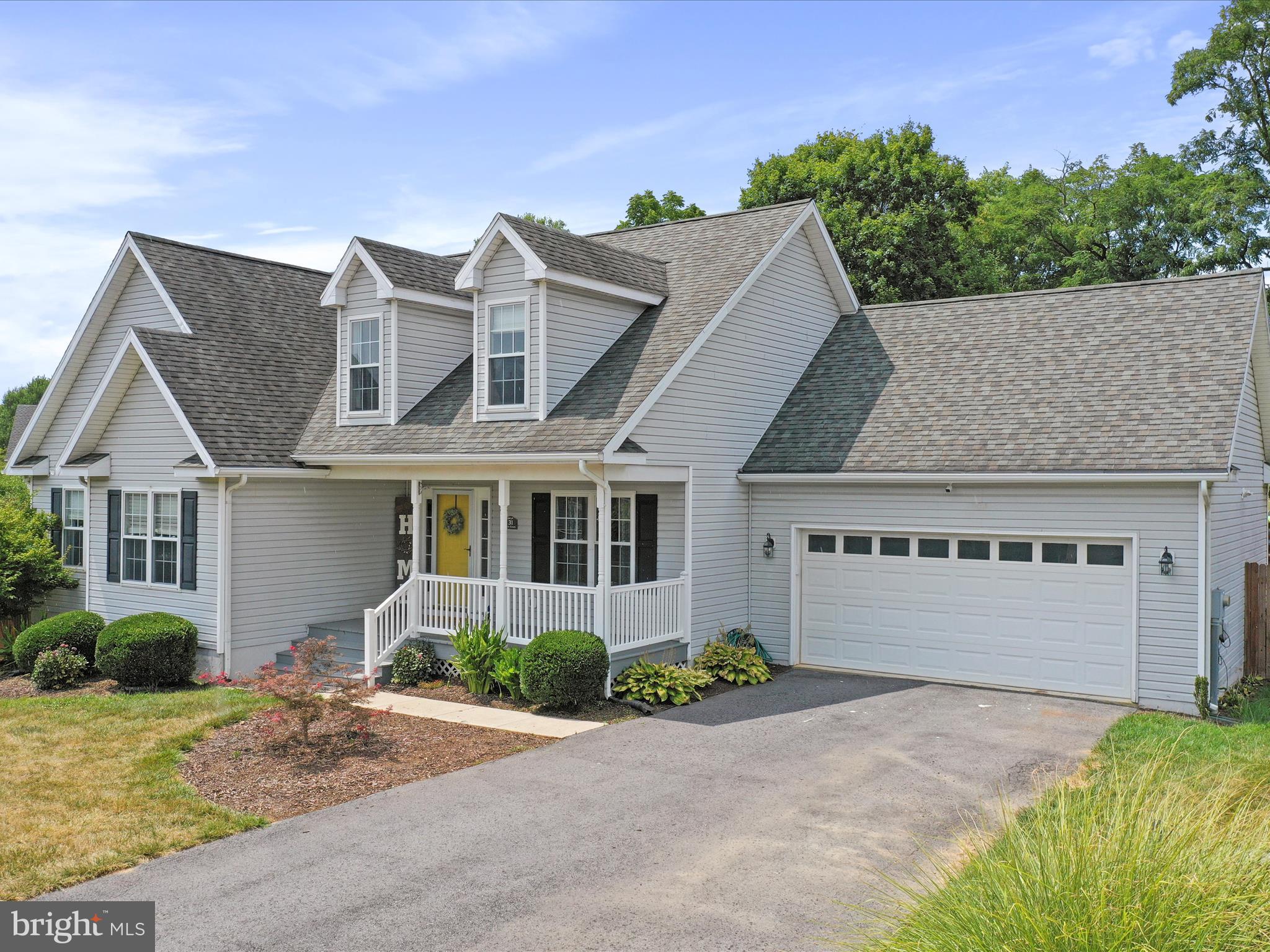 CLAYMONT CHASE - Residential