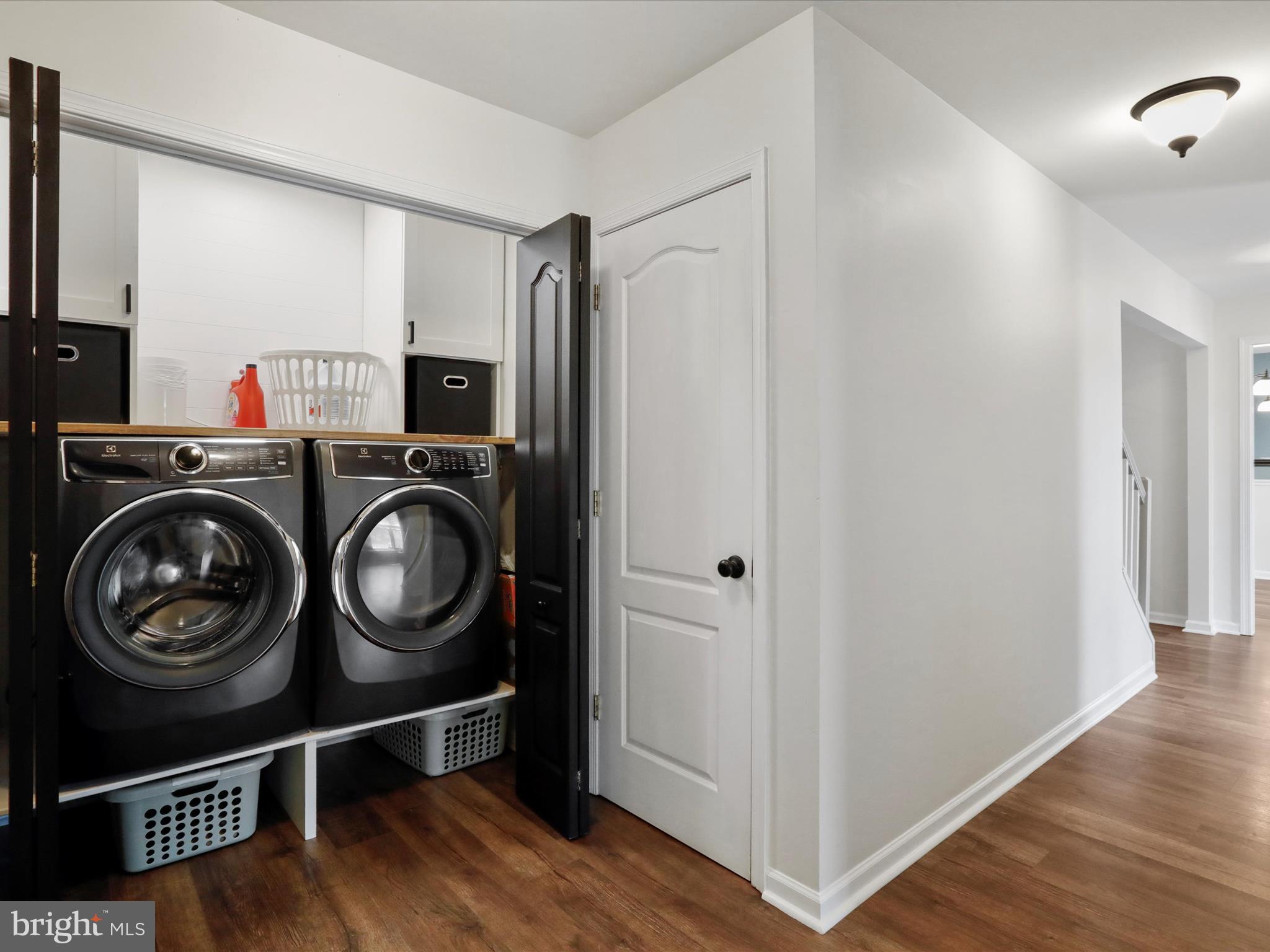 CLAYMONT CHASE - Residential