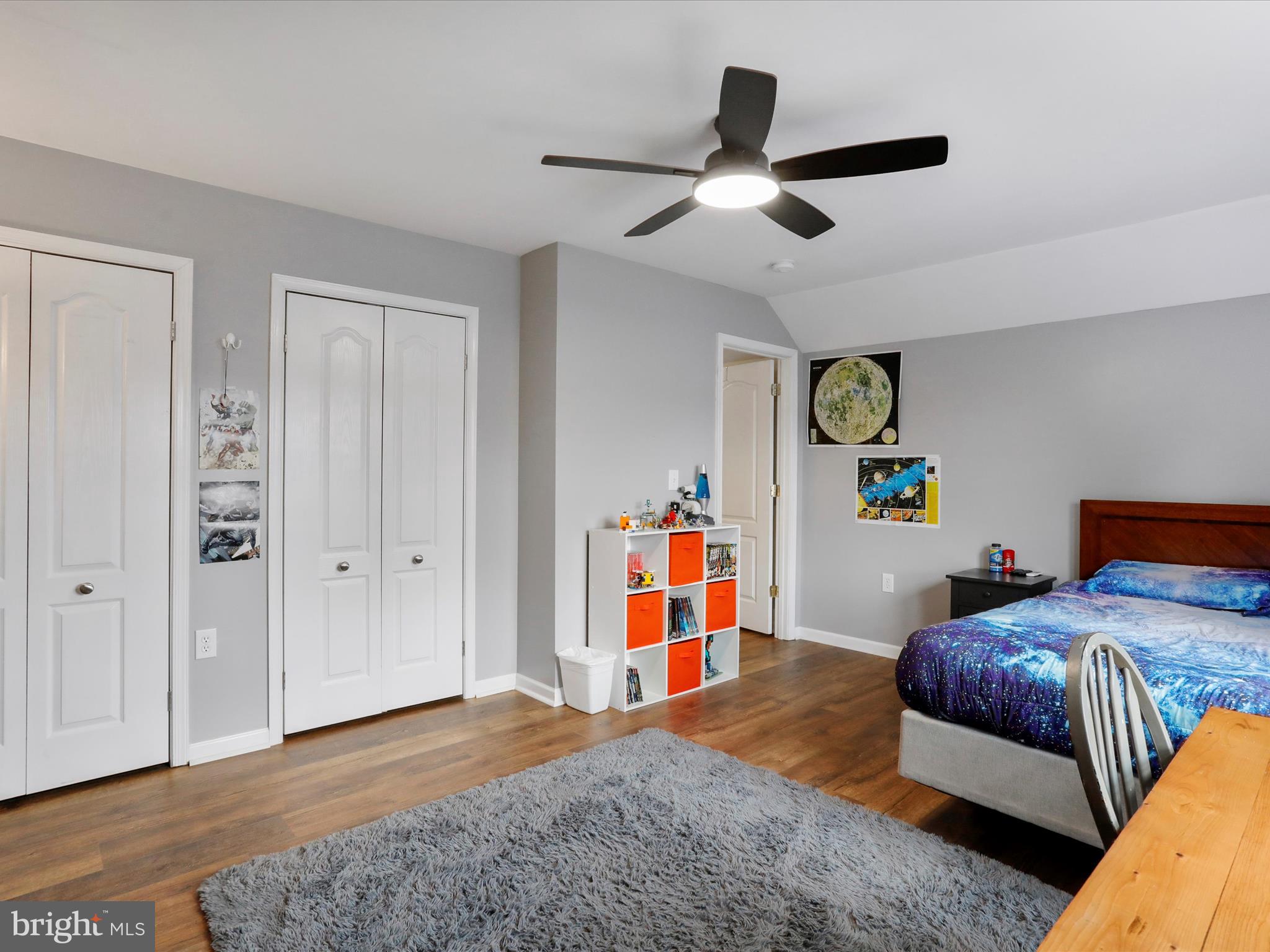 CLAYMONT CHASE - Residential