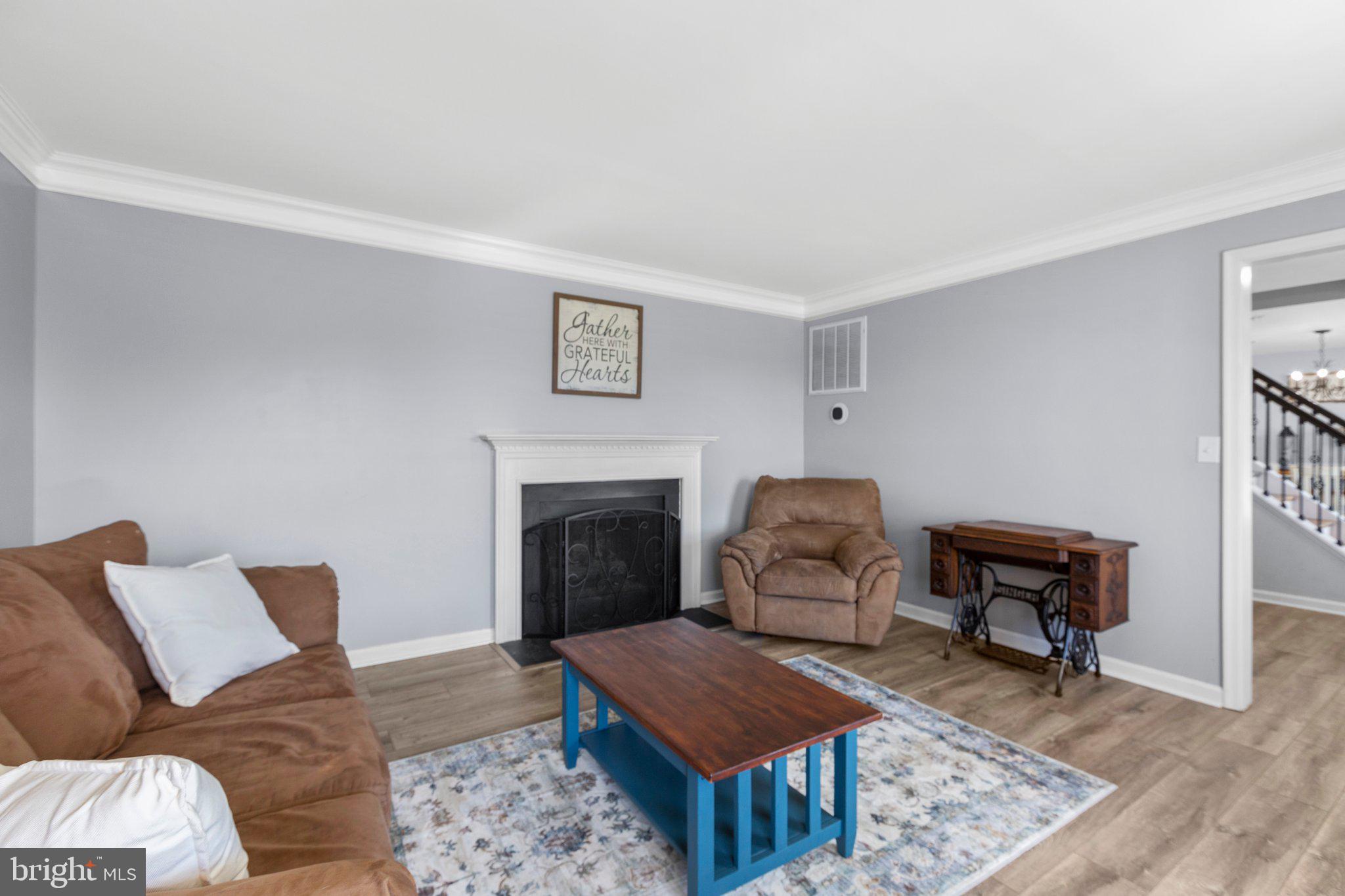 FOX CHASE - Residential