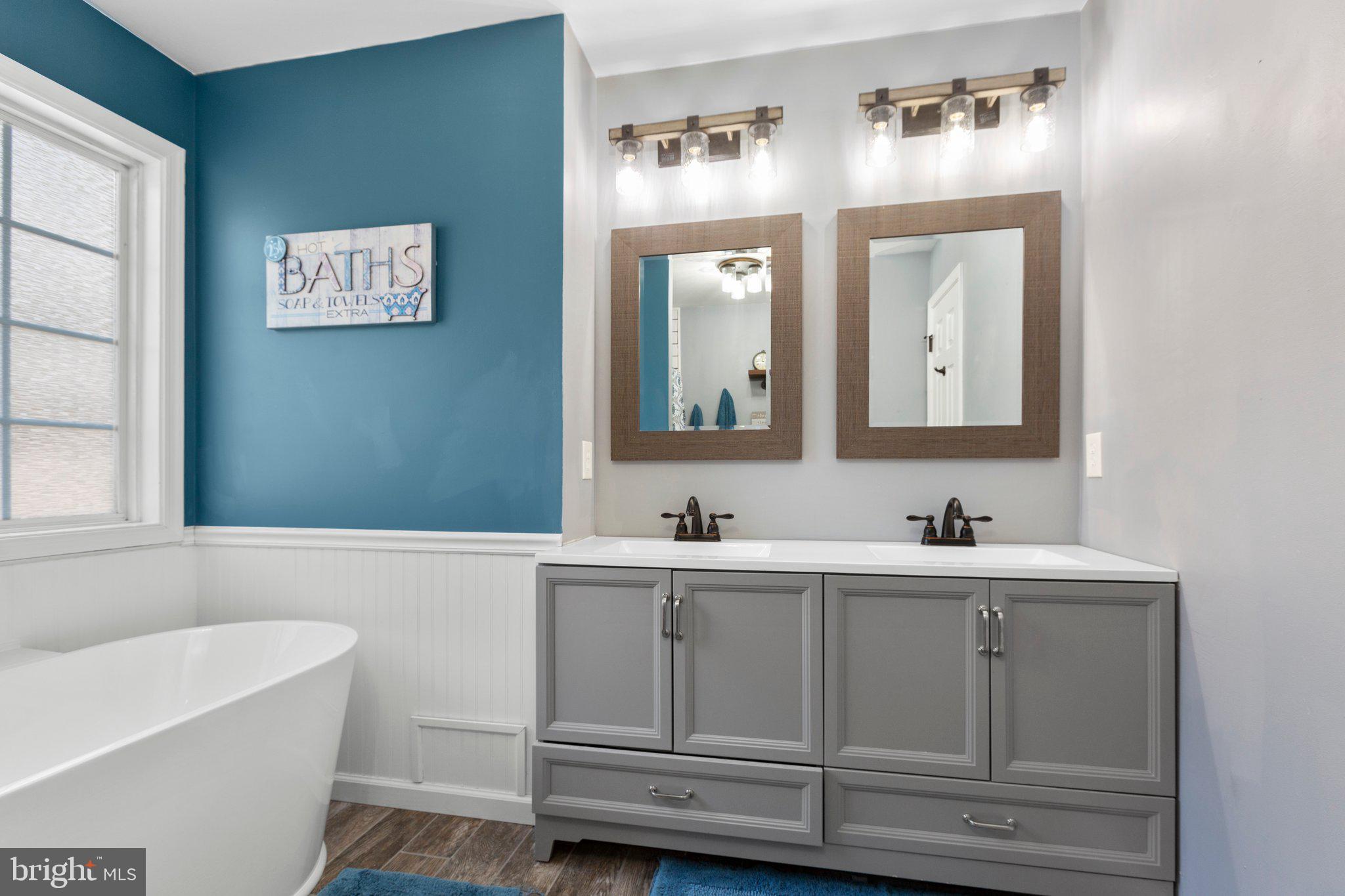 FOX CHASE - Residential