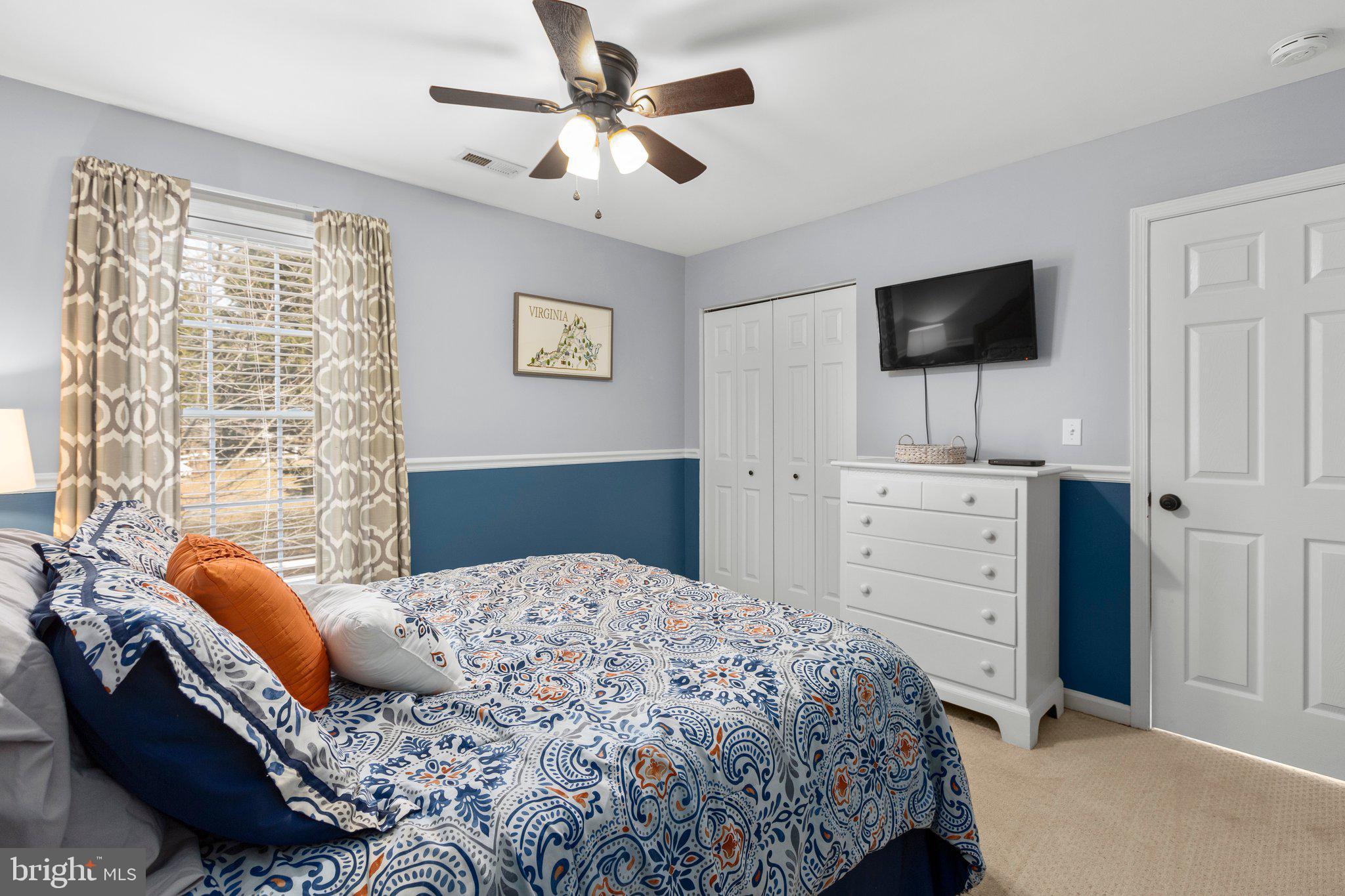 FOX CHASE - Residential