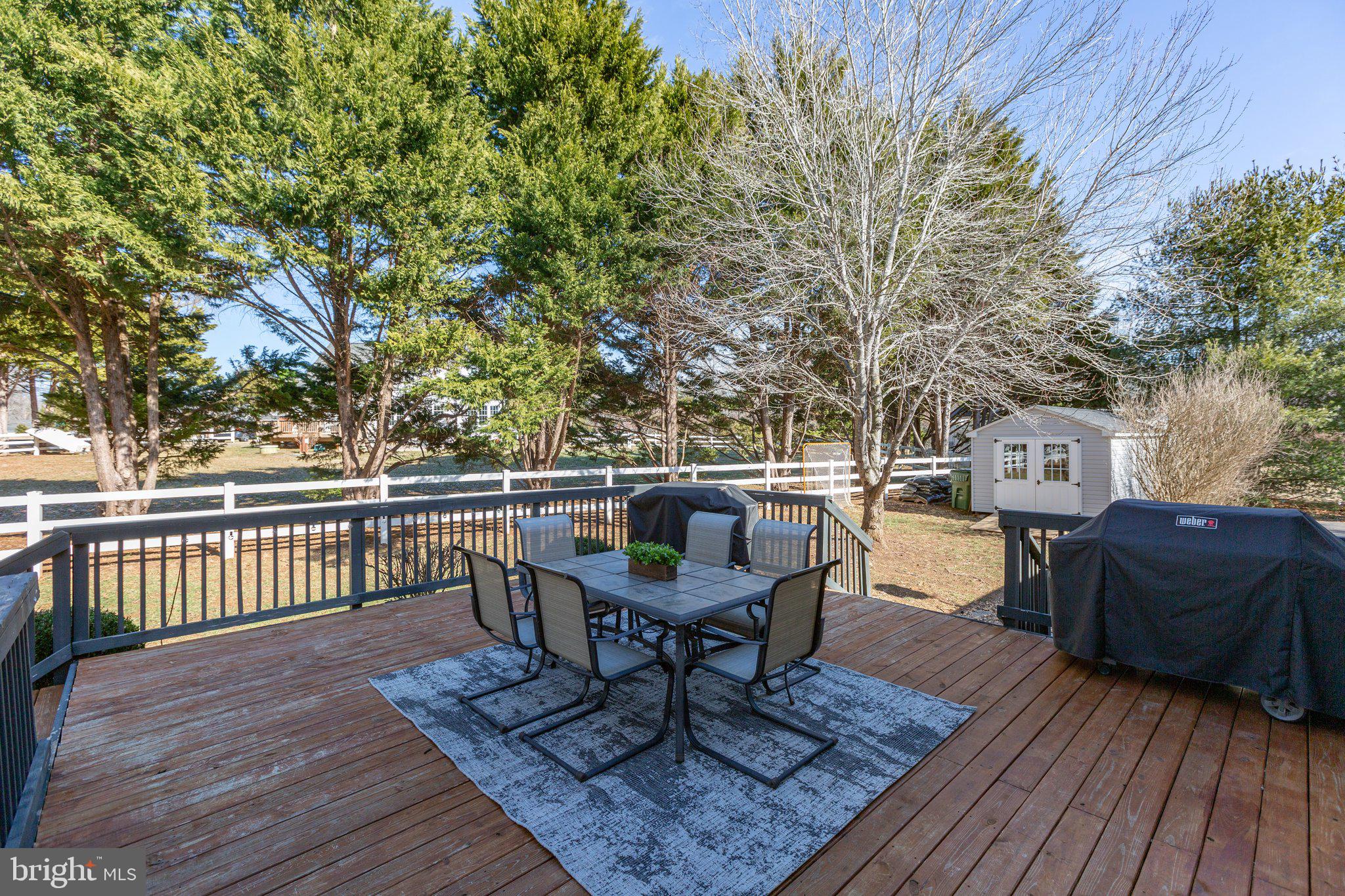 FOX CHASE - Residential