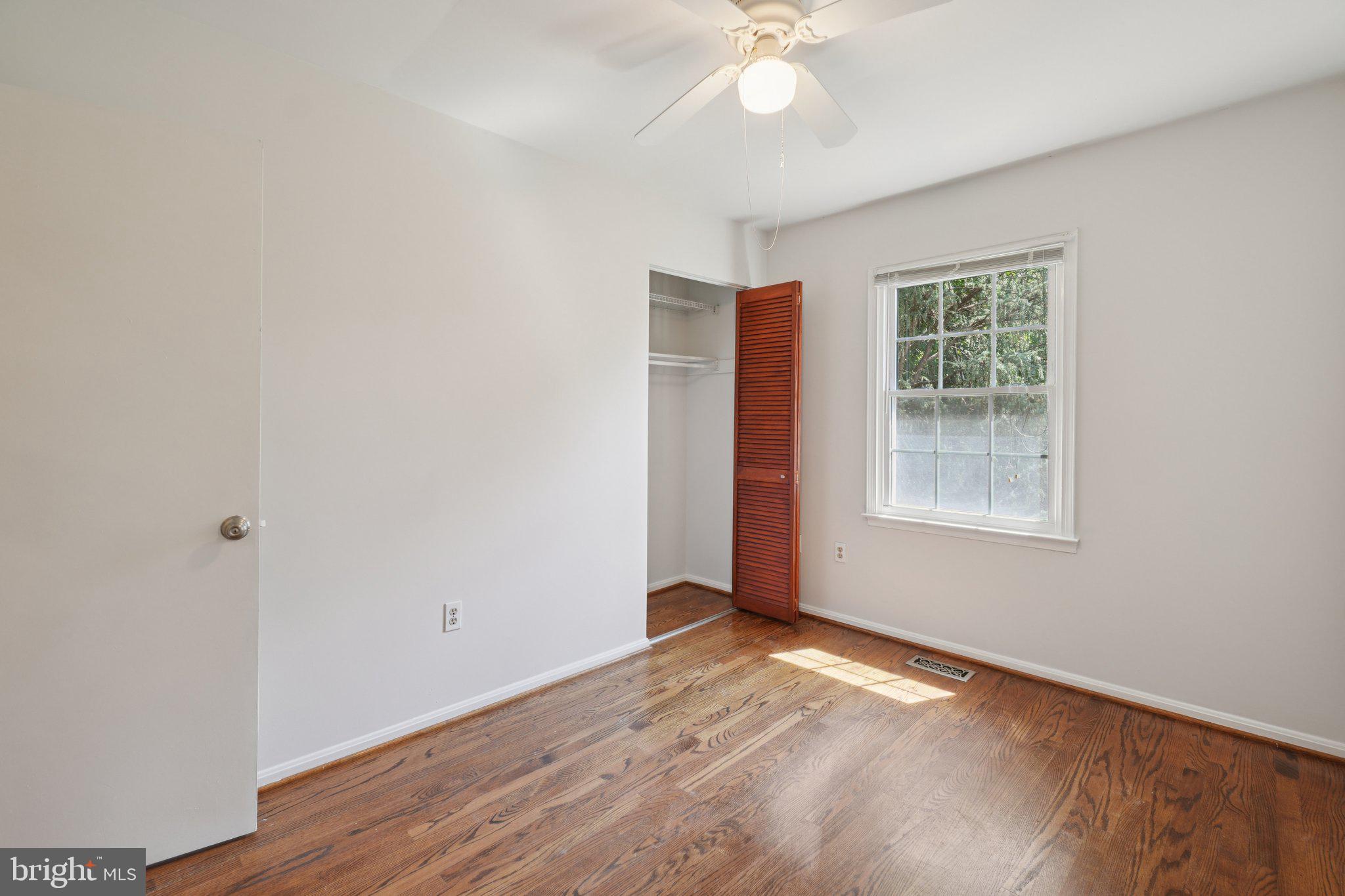 LAFAYETTE VILLAGE - Residential