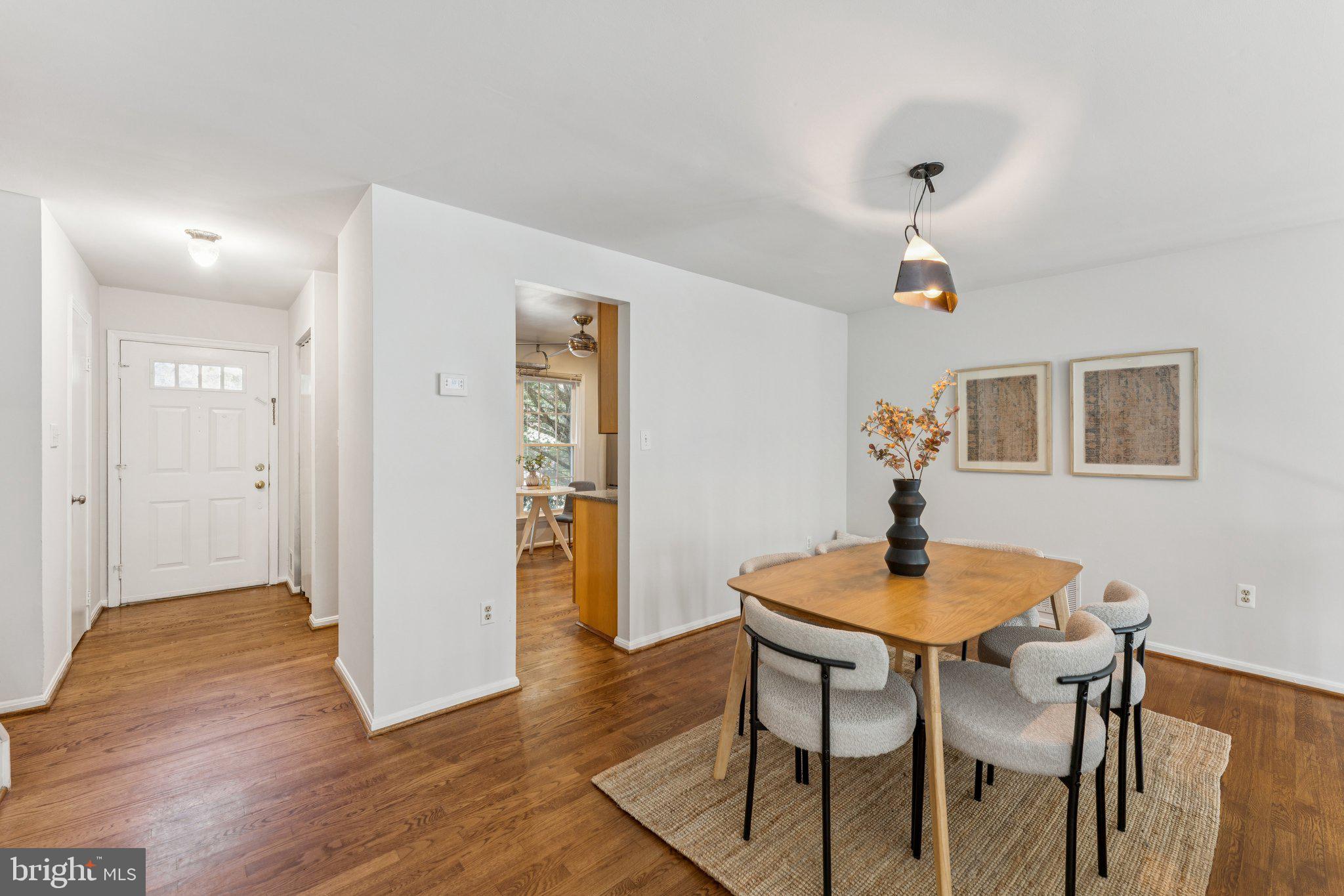 LAFAYETTE VILLAGE - Residential