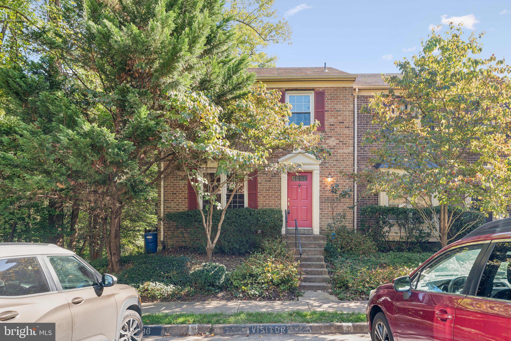 LAFAYETTE VILLAGE - Residential