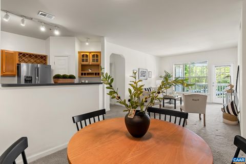 Townhouse For Sale - 280 Riverbend Dr Dr #2B<br/> CHARLOTTESVILLE, VA 22911