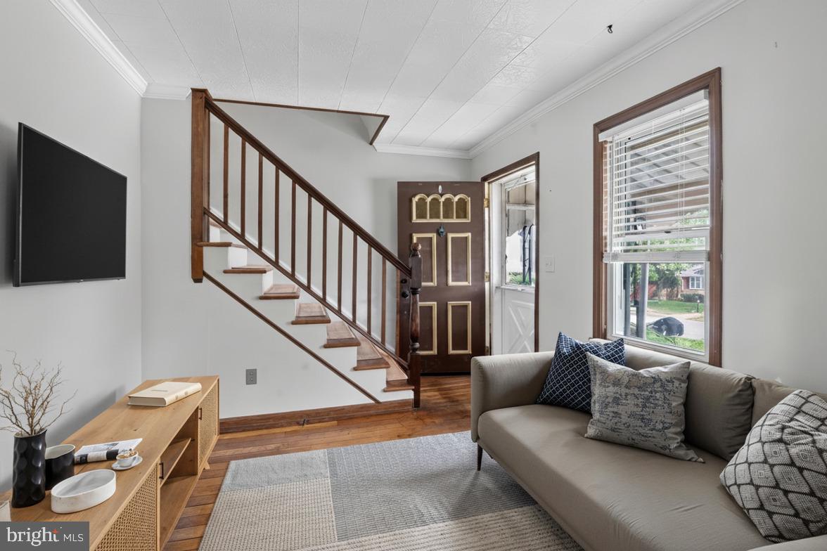 5216 PATRICK HENRY