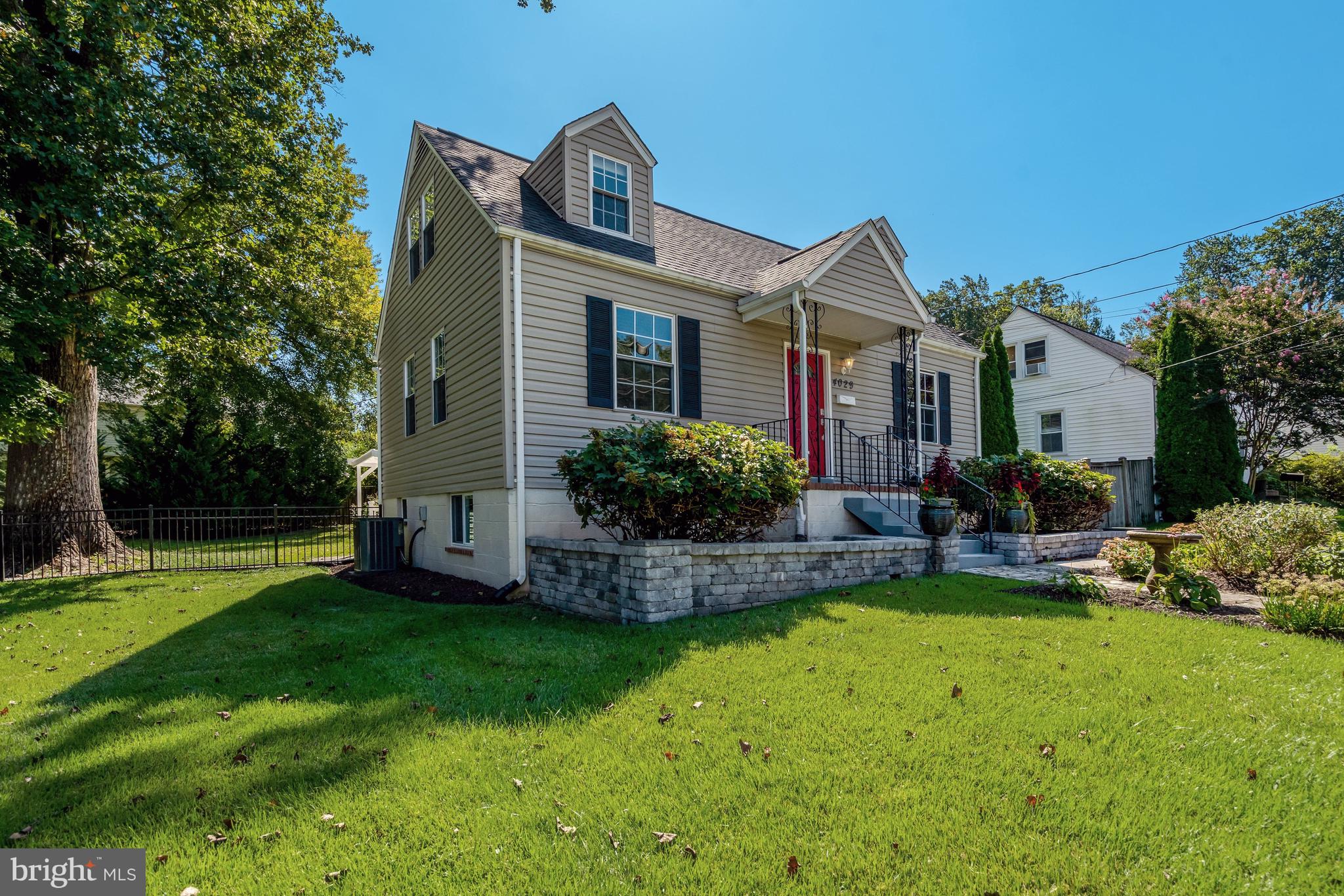 4029 WOODLAND DRIVE