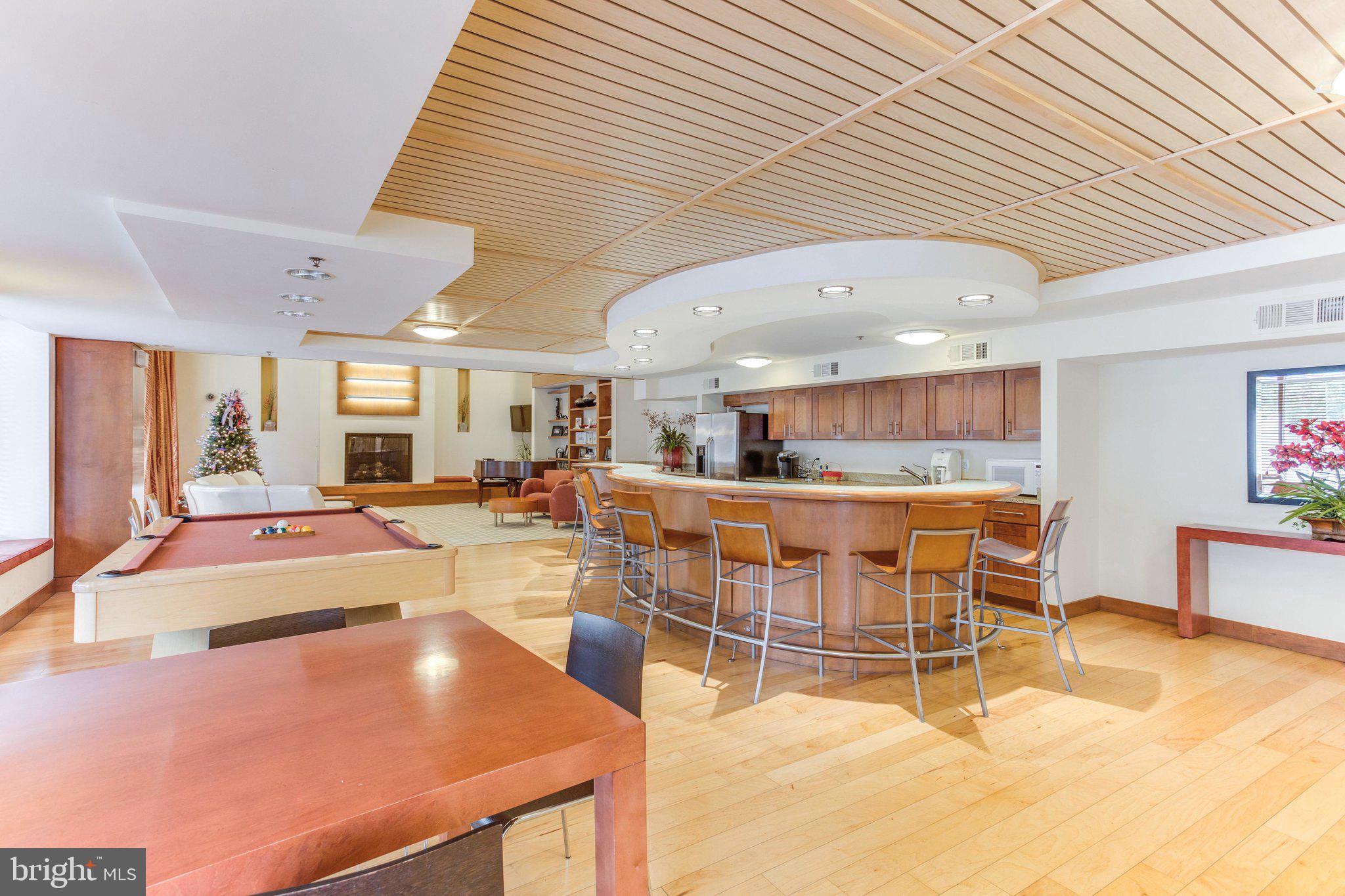 EAST FALLS CHURCH - Residential