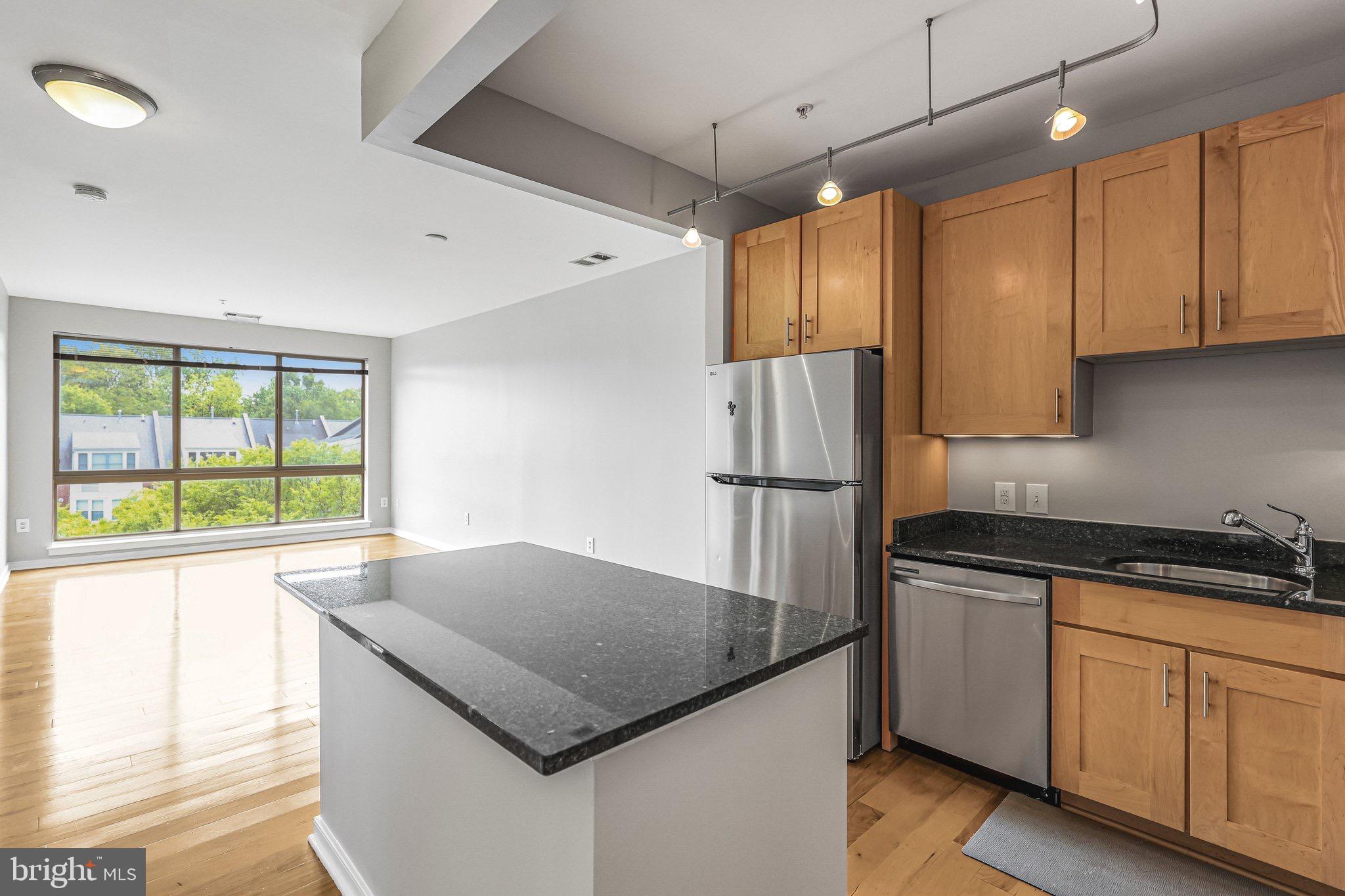 EAST FALLS CHURCH - Residential